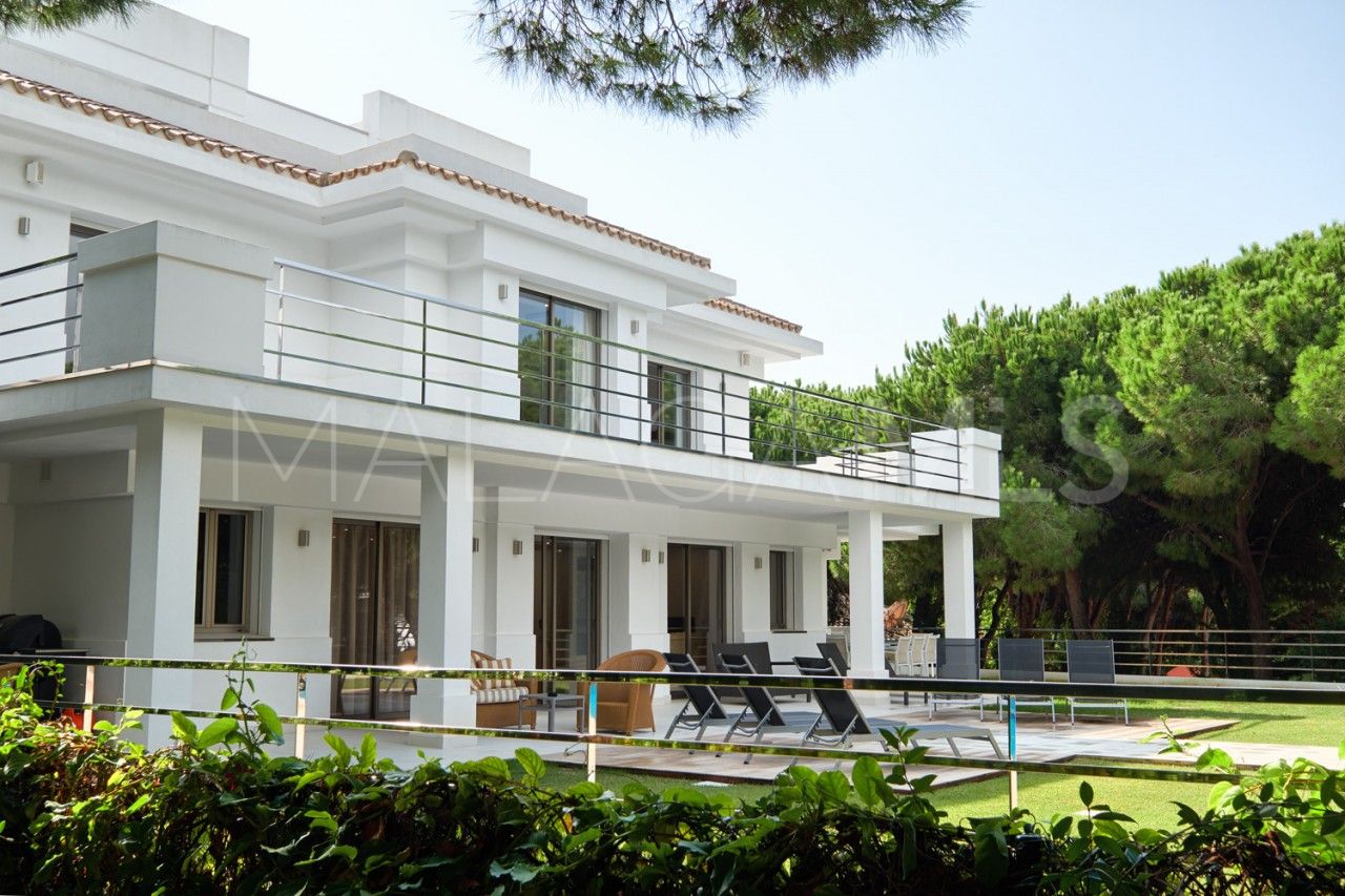 Villa for sale in Hacienda las Chapas