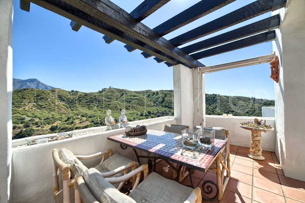 Buy Lomas de La Quinta duplex penthouse with 3 bedrooms