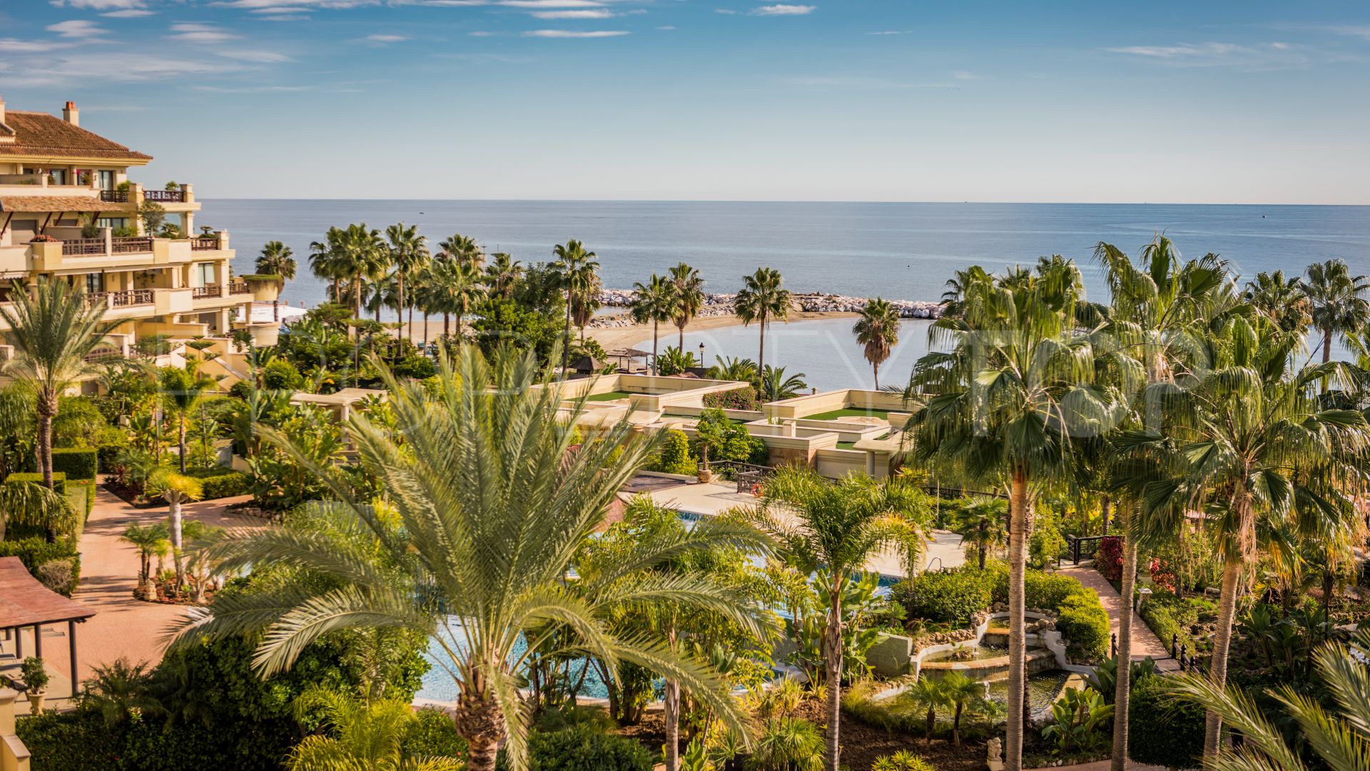 Duplex Penthouses with terrace for sale in Laguna de Banus, Marbella Puerto Banus