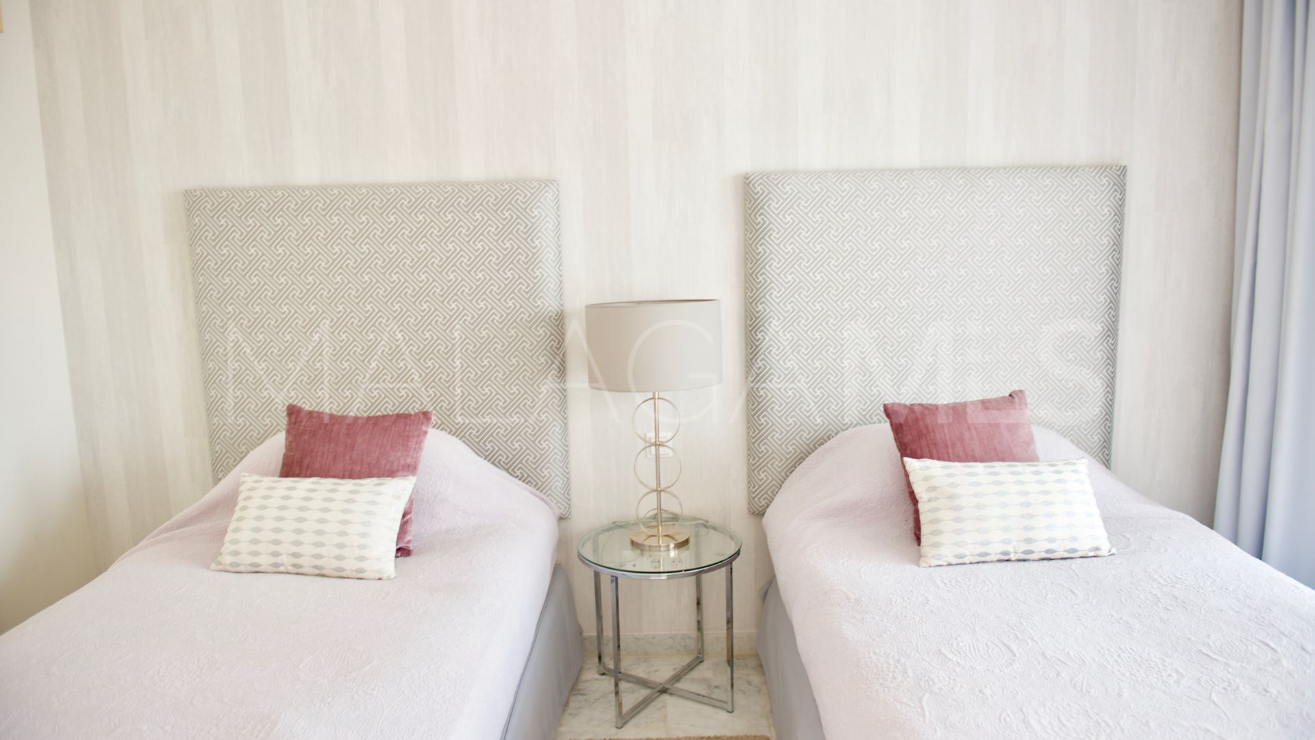 Tvåvånings takvåning for sale in Puente Romano