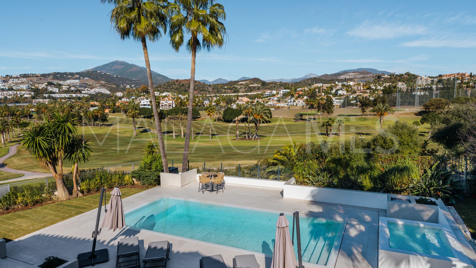 Villa for sale de 5 bedrooms in Los Naranjos Golf