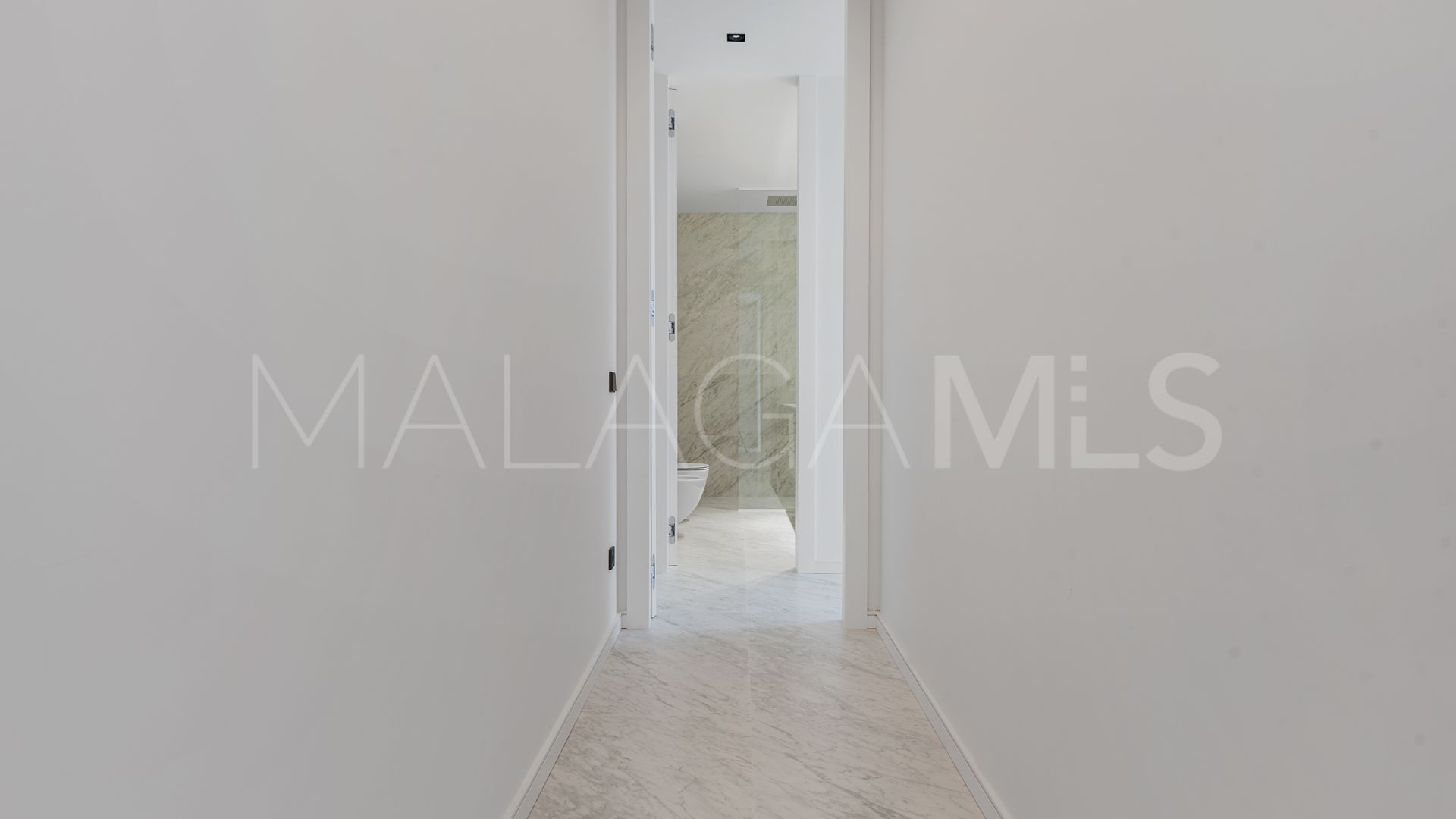 For sale Los Flamingos Golf villa with 5 bedrooms