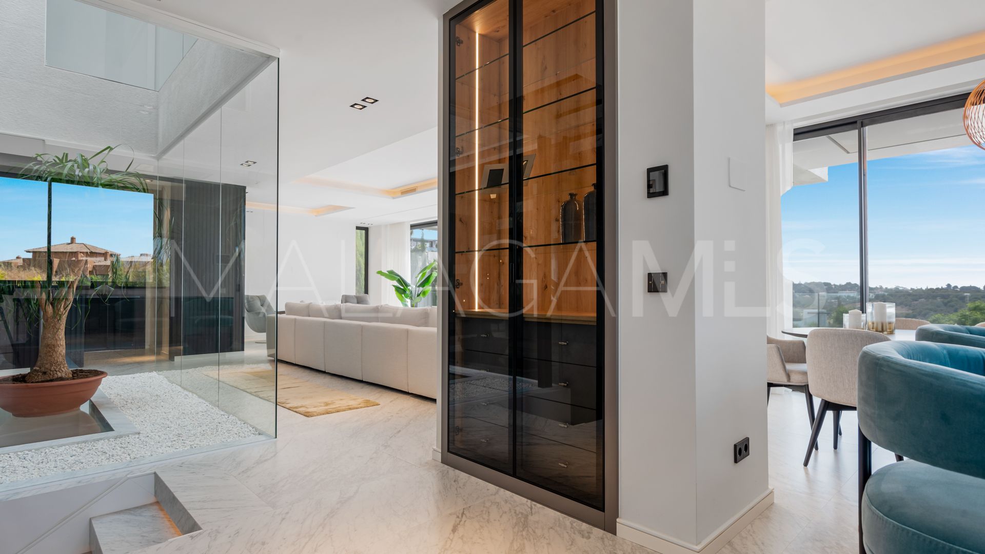 For sale Los Flamingos Golf villa with 5 bedrooms