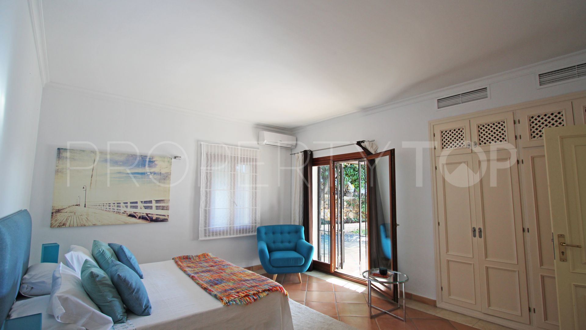 Buy Sierra Blanca 6 bedrooms villa