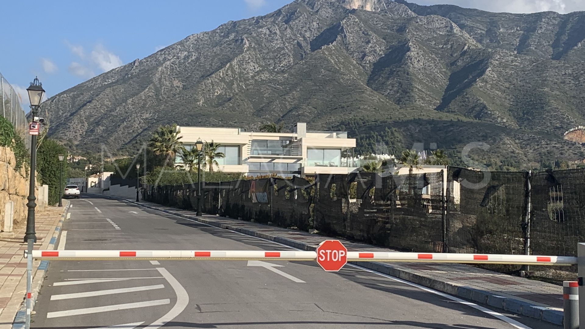 Villa for sale in Marbella Golden Mile