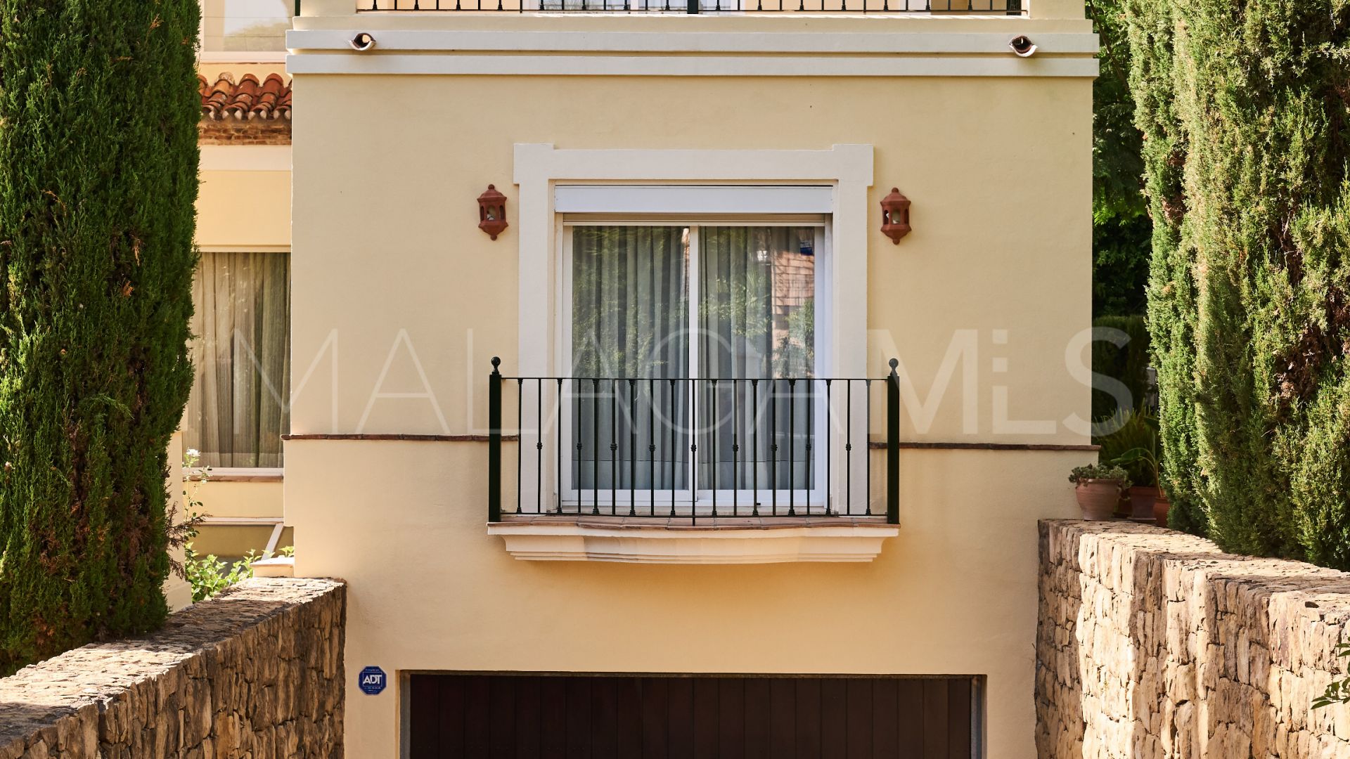 Villa for sale in Las Brisas
