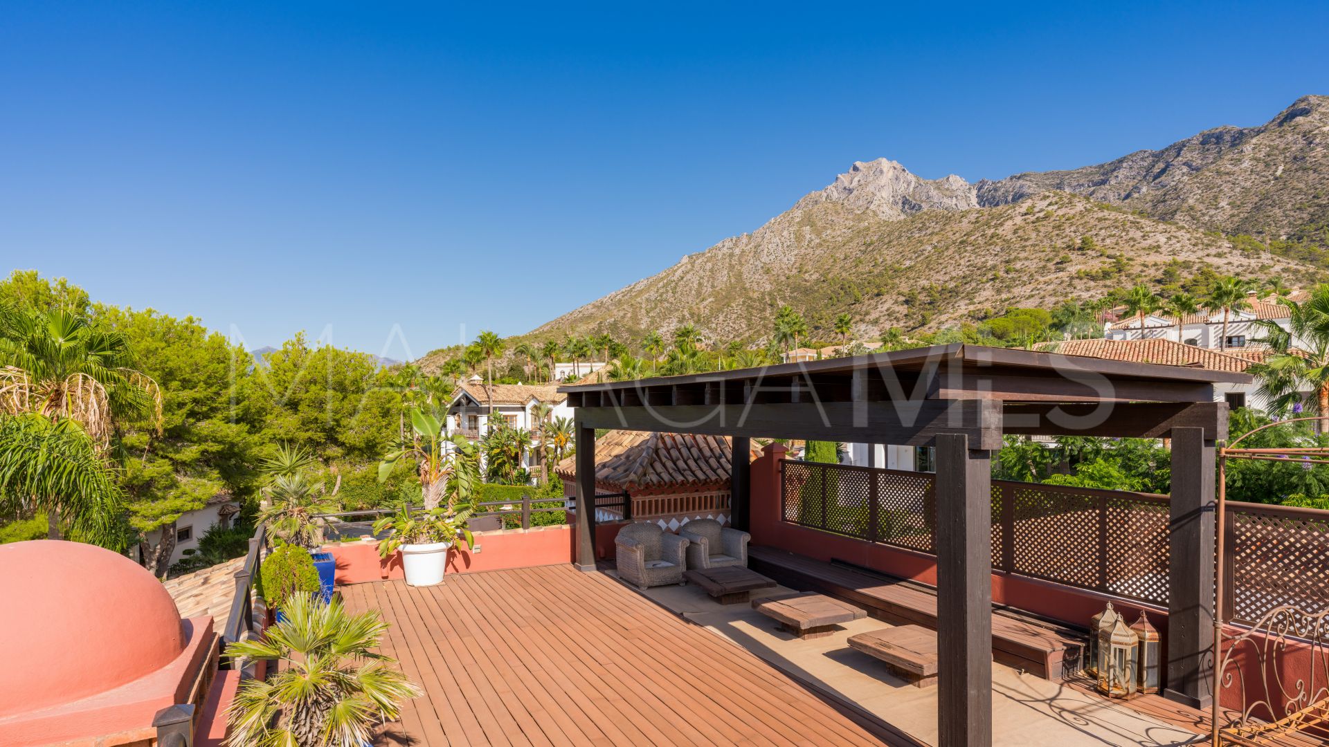 Villa for sale in Sierra Blanca