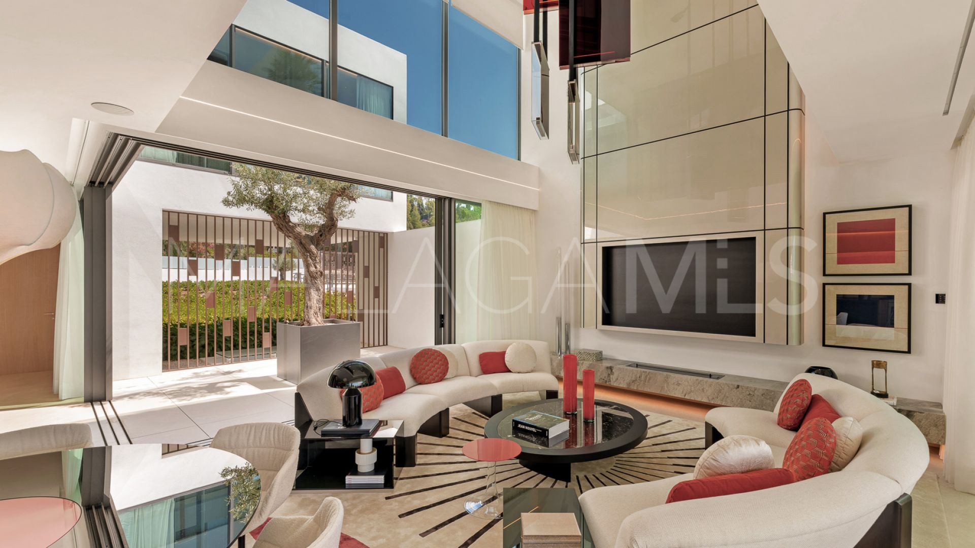 Parvilla for sale in Marbella Golden Mile