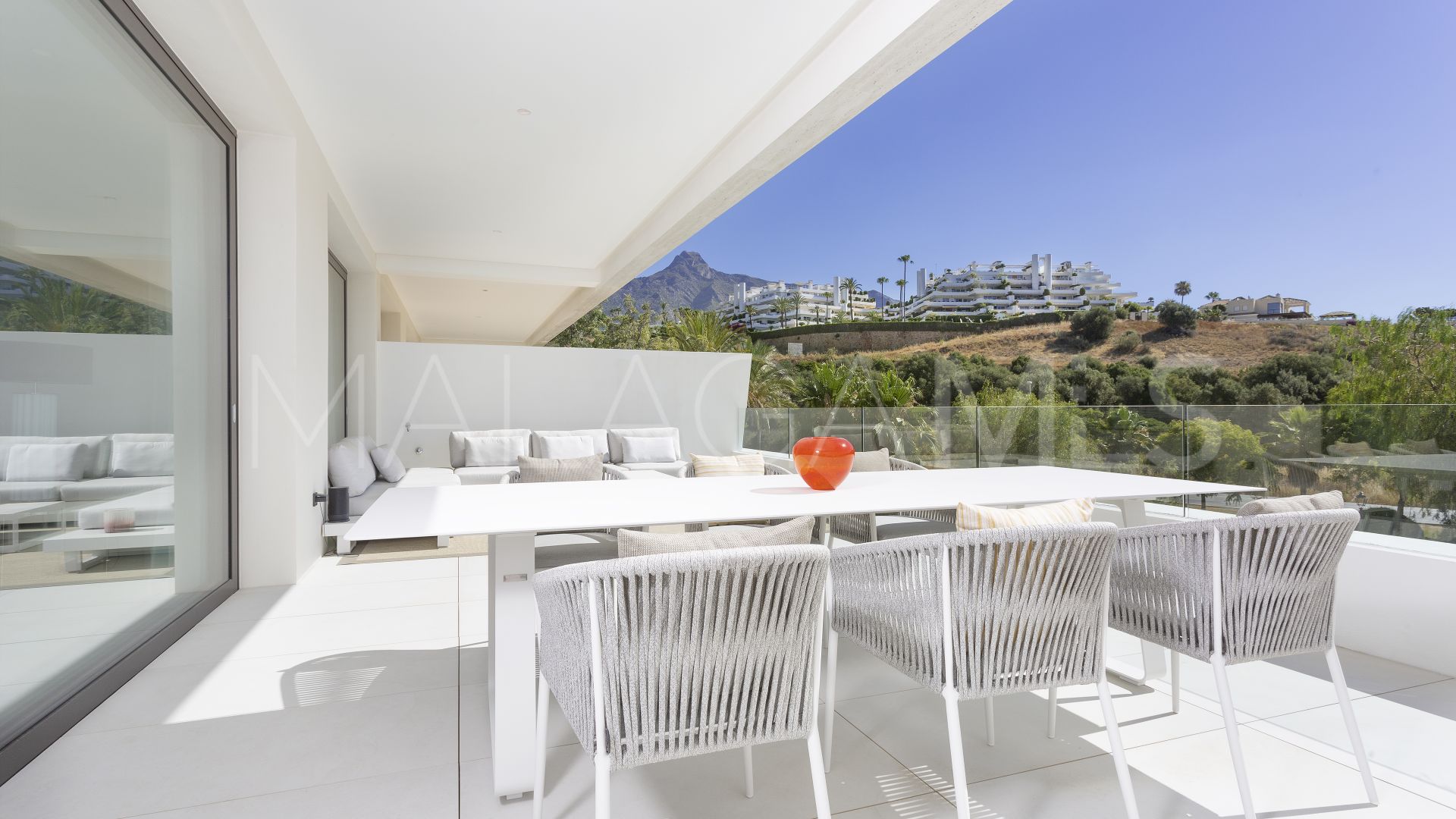 Tvåvånings takvåning for sale in Epic Marbella