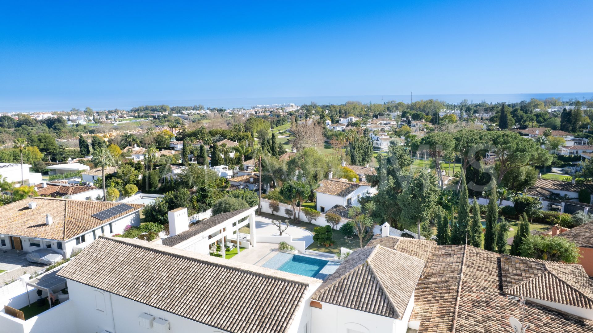 For sale Guadalmina Alta villa with 6 bedrooms