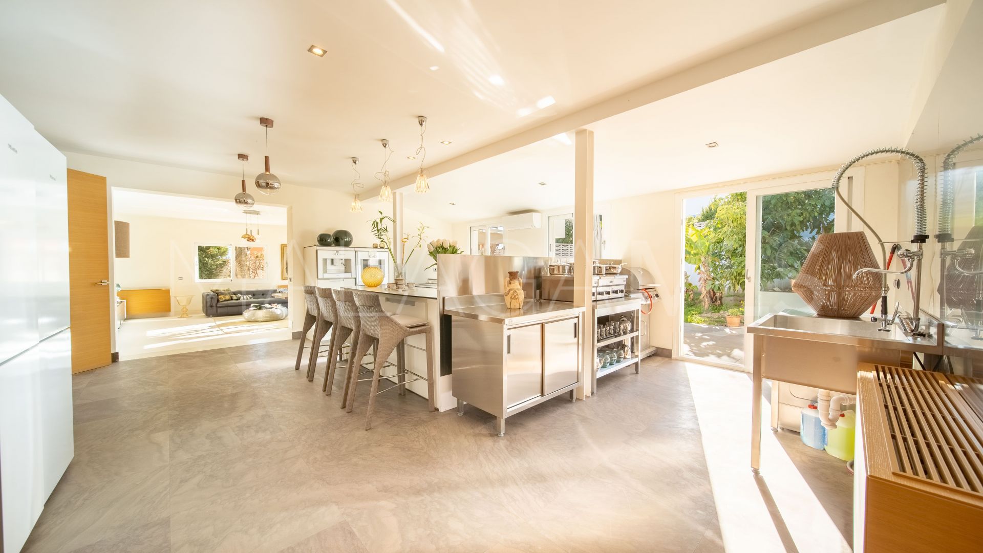 For sale Guadalmina Alta villa with 6 bedrooms