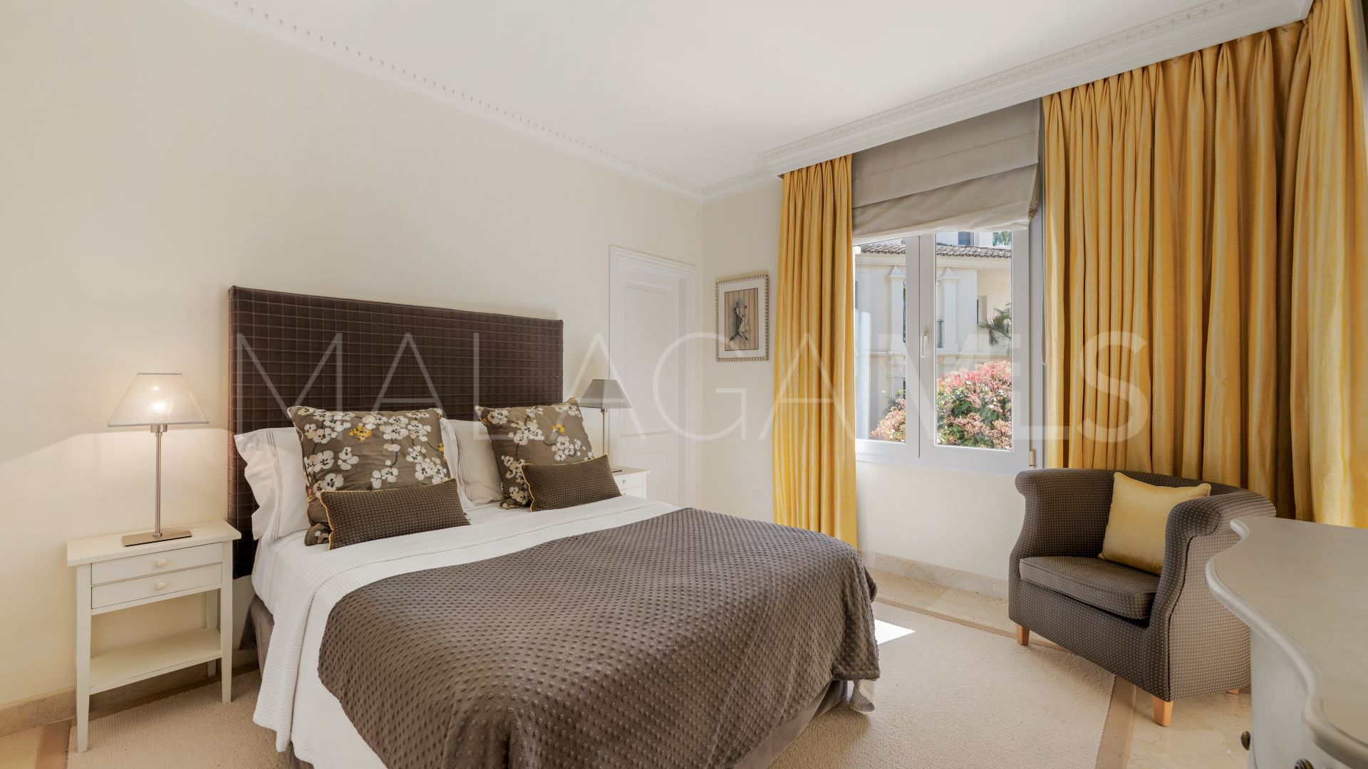 Apartamento with 3 bedrooms a la venta in Las Alamandas