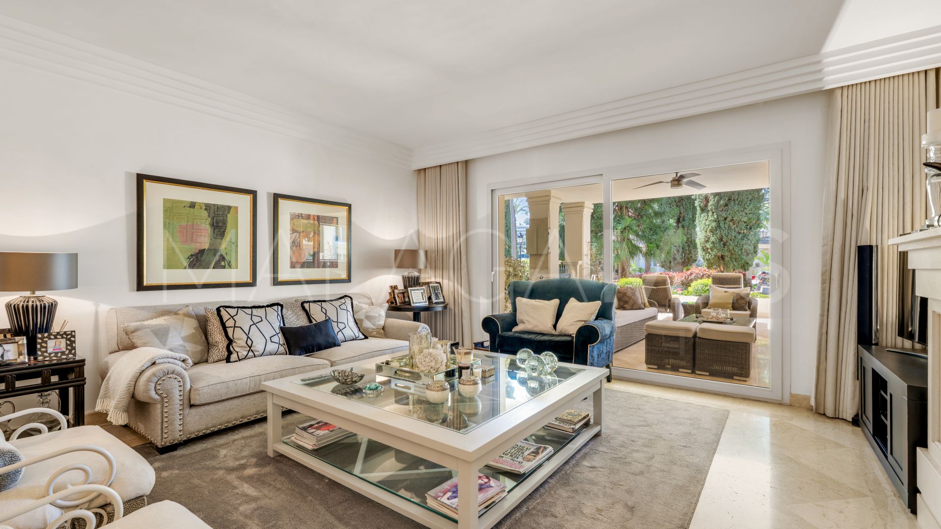 Apartamento with 3 bedrooms a la venta in Las Alamandas