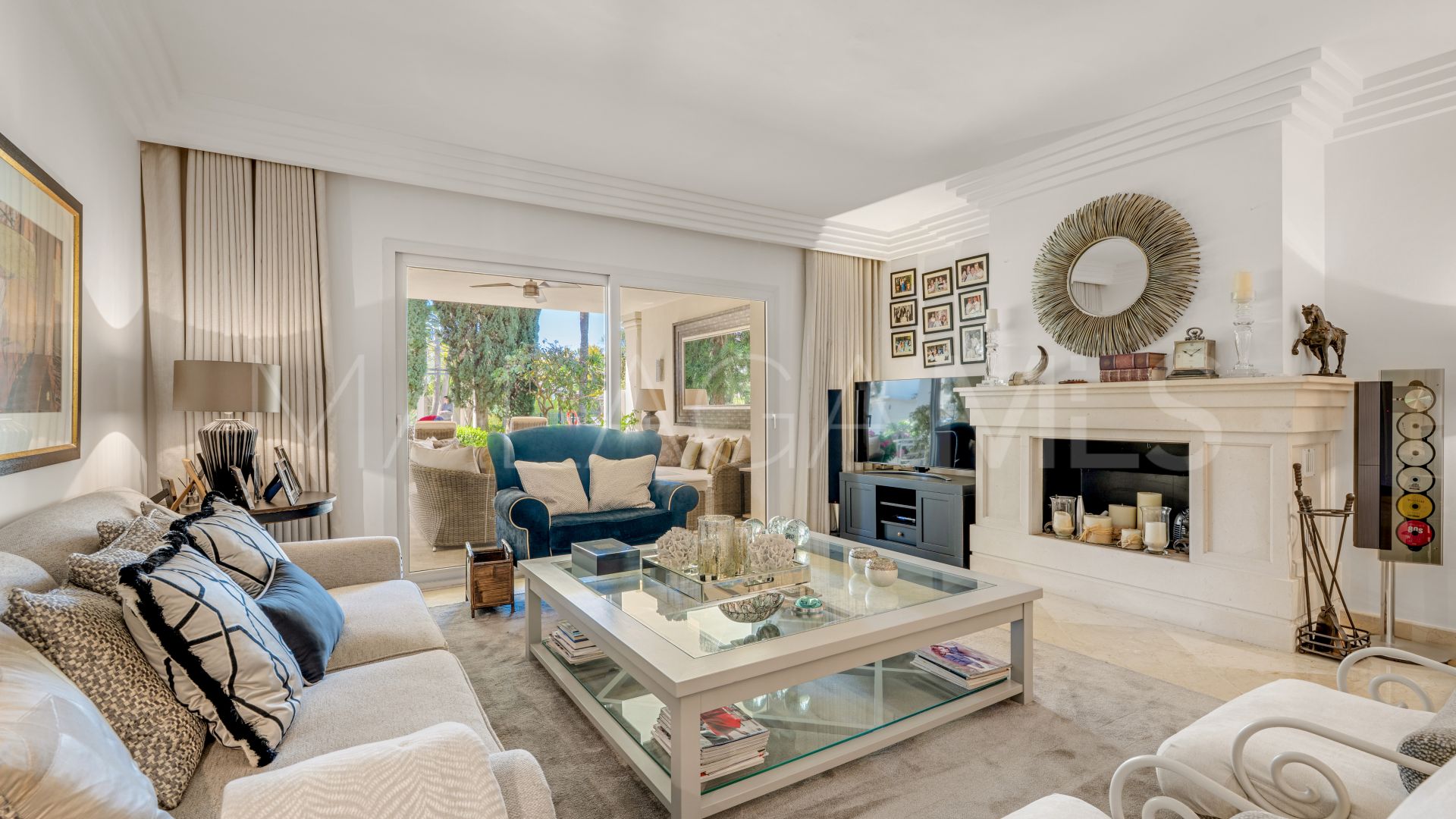 Apartamento with 3 bedrooms a la venta in Las Alamandas