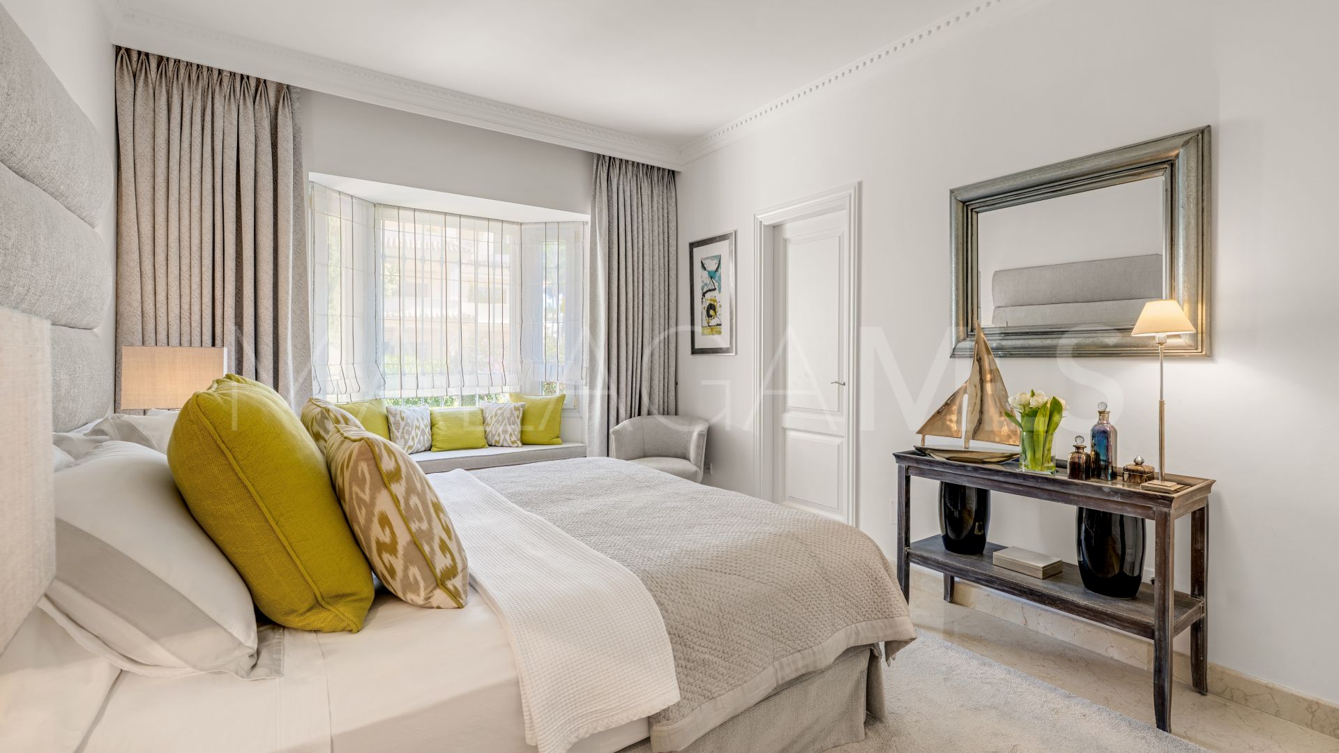 Apartamento with 3 bedrooms a la venta in Las Alamandas