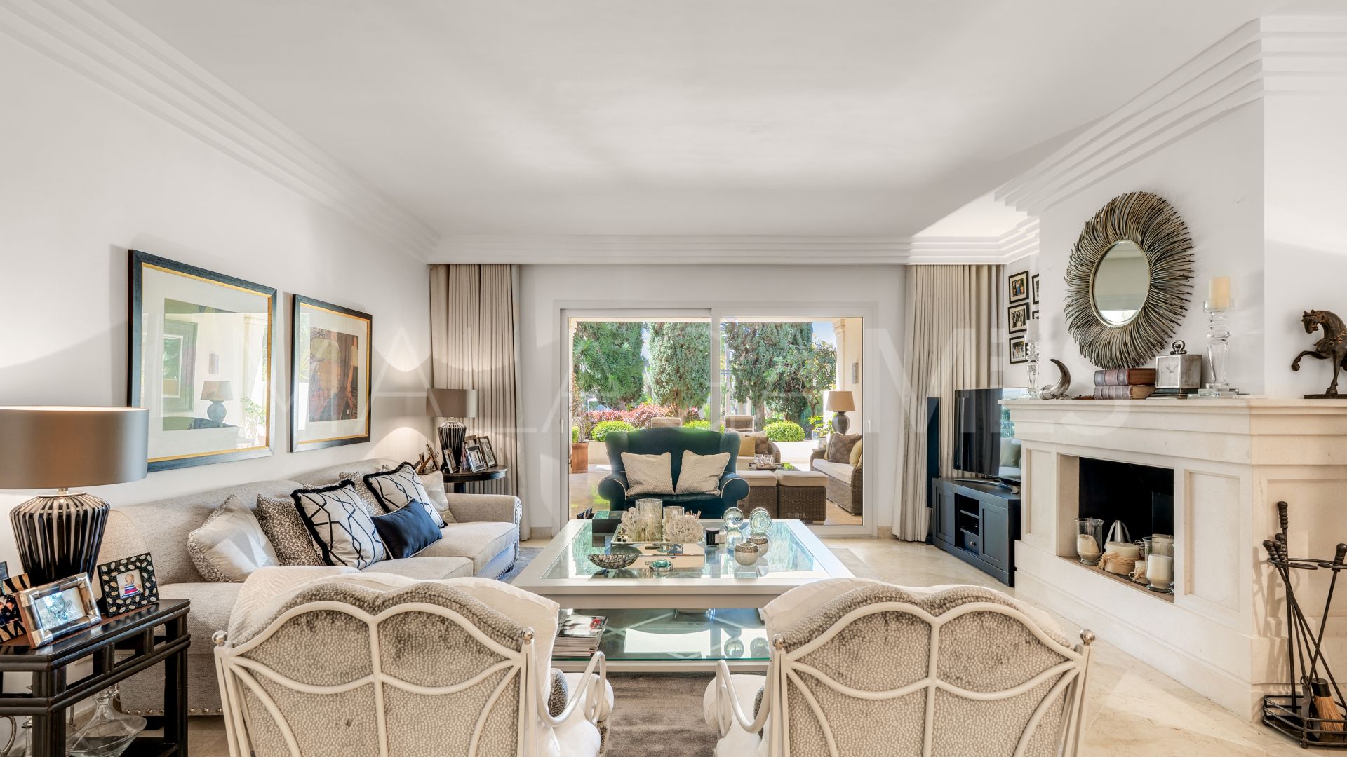 Apartamento with 3 bedrooms a la venta in Las Alamandas