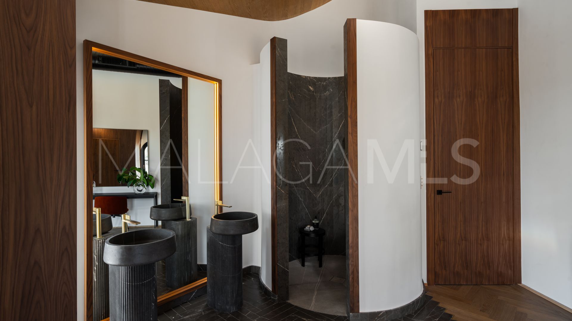 For sale Nueva Andalucia villa