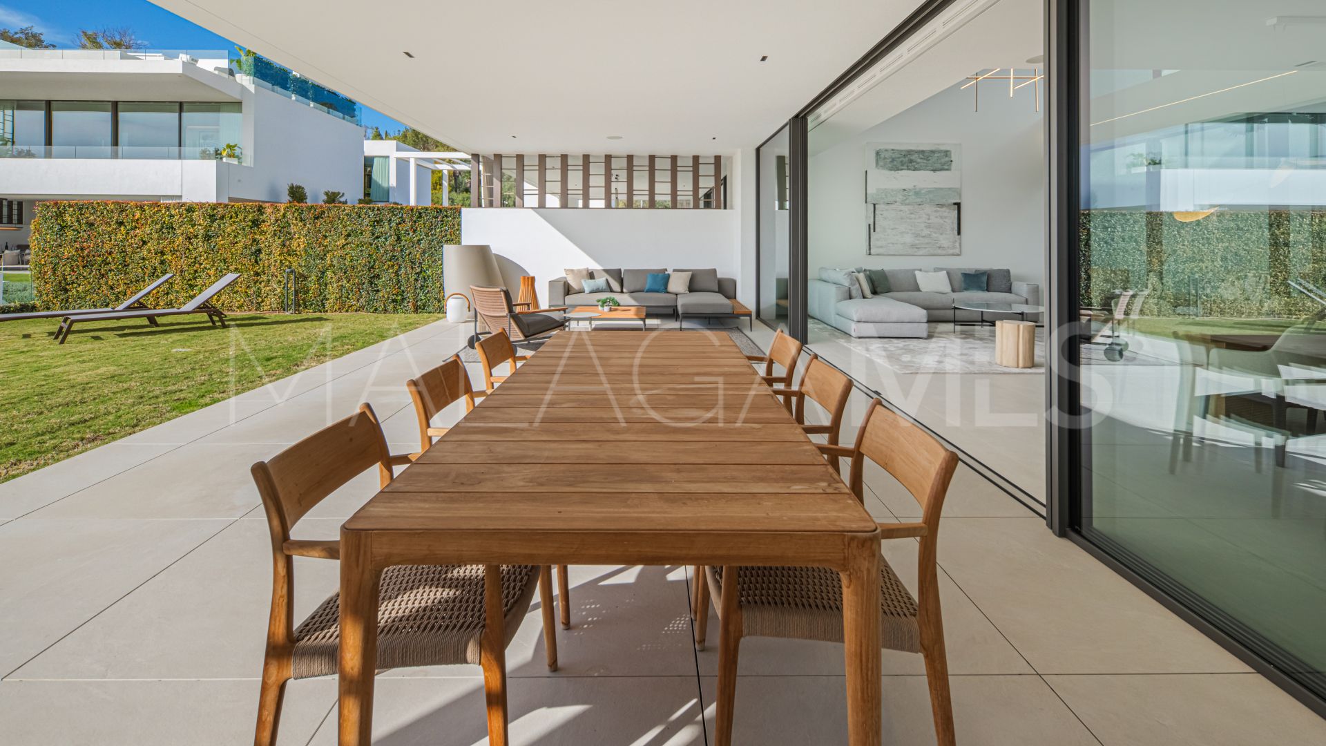 Villa pareada for sale with 3 bedrooms in Golden Mile