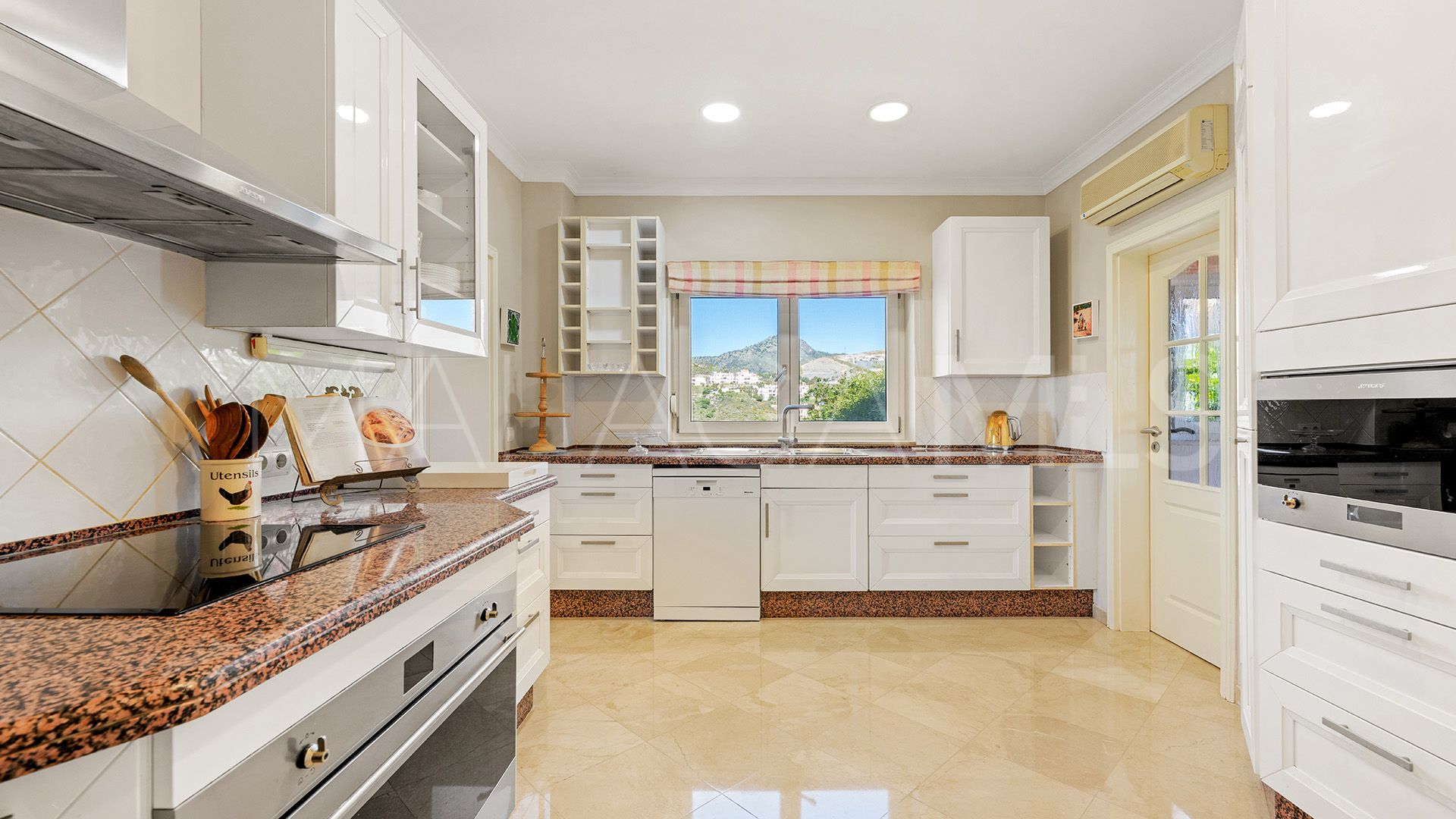 For sale villa in La Alqueria