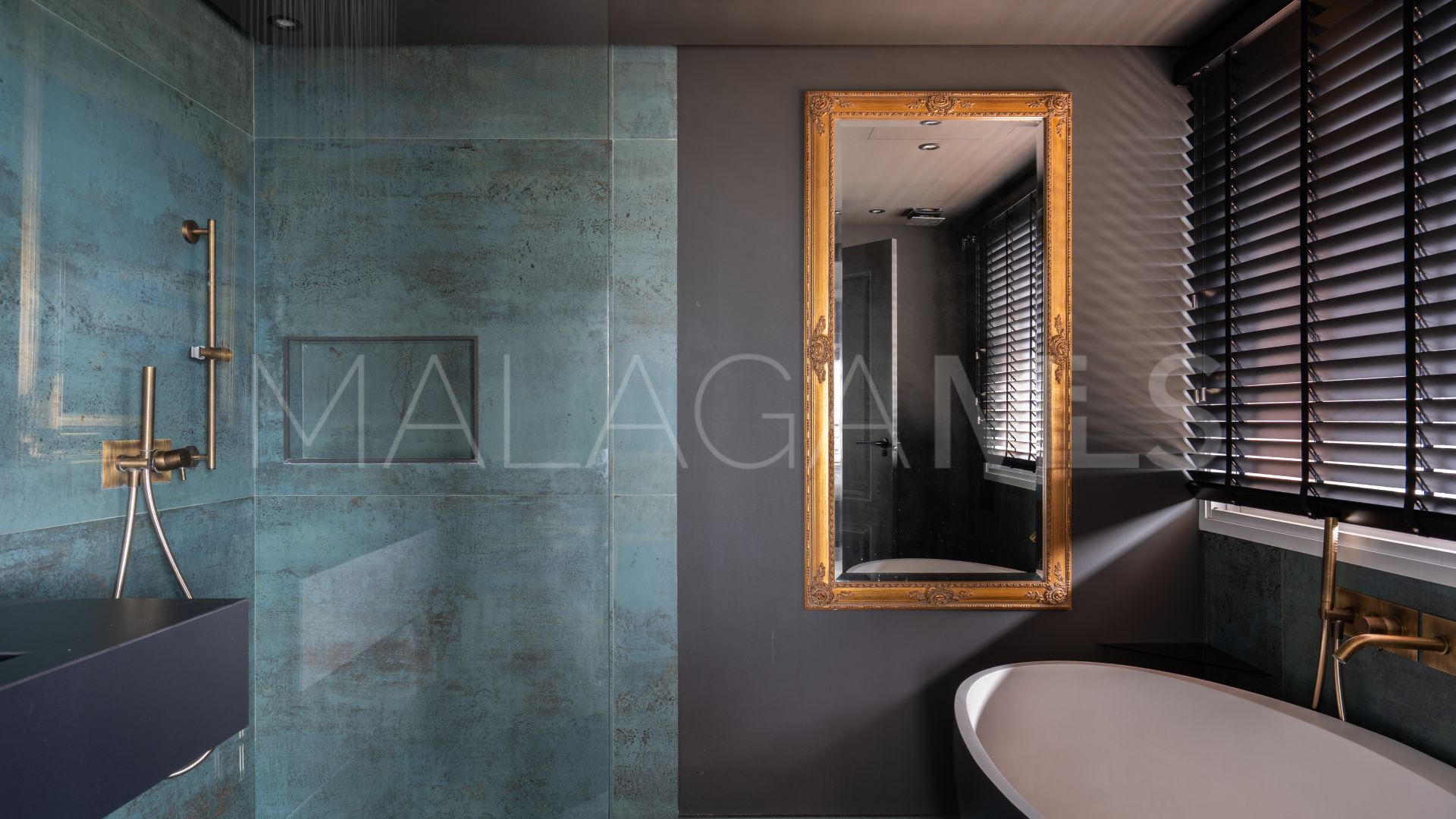 3 bedrooms Nueva Andalucia apartment for sale