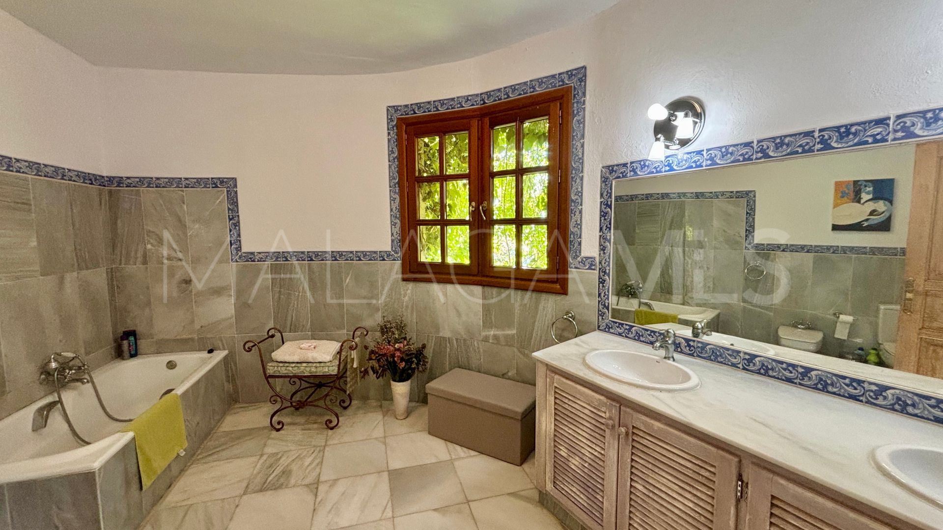 Villa for sale in El Madroñal