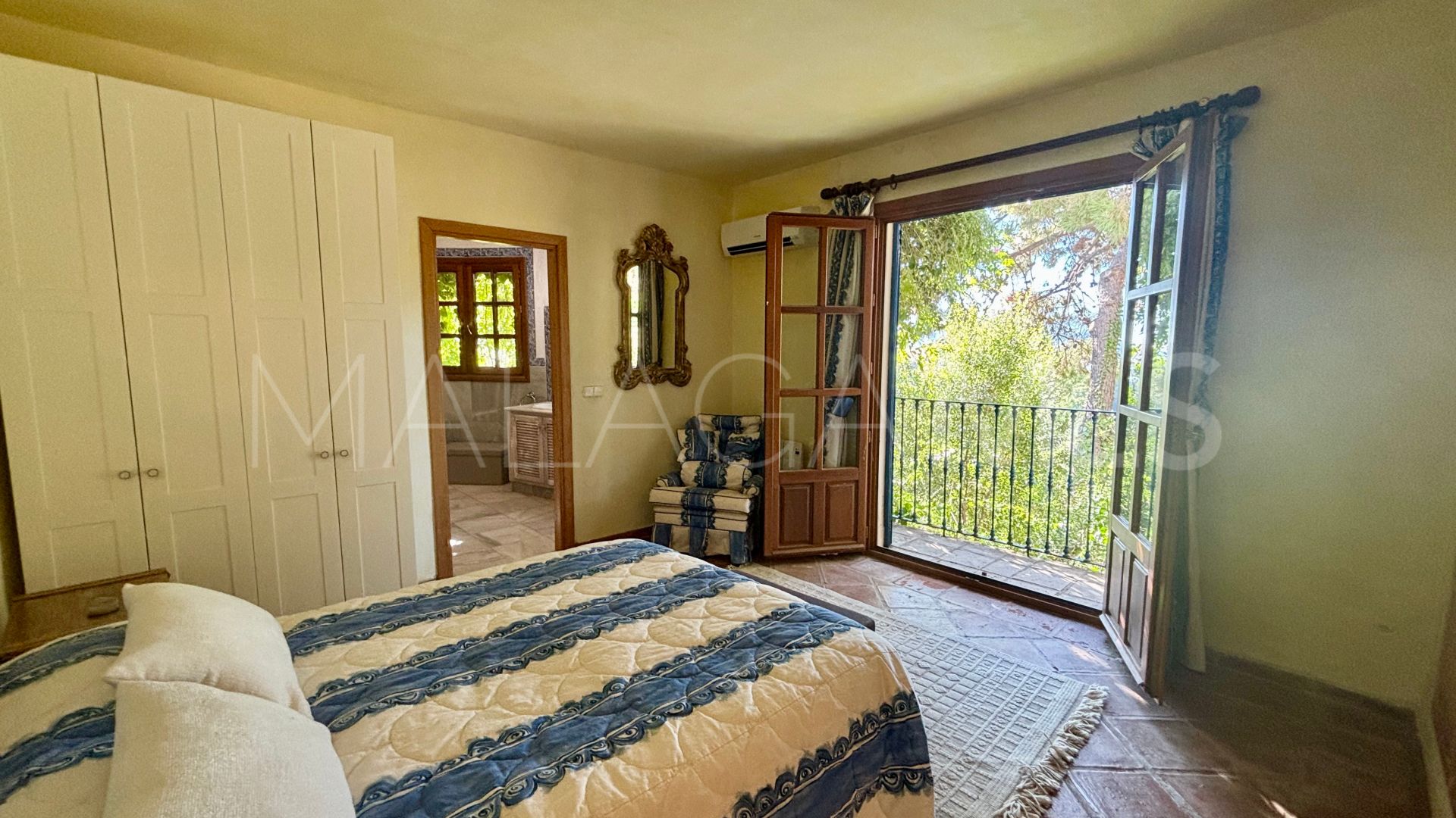 Villa for sale in El Madroñal