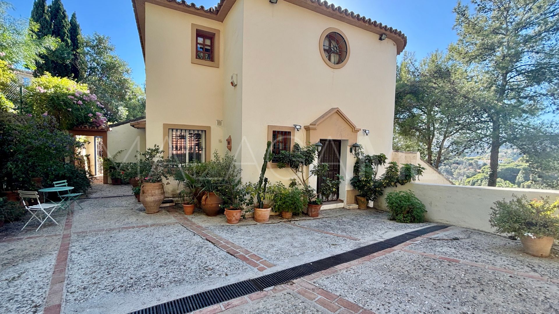 Villa for sale in El Madroñal