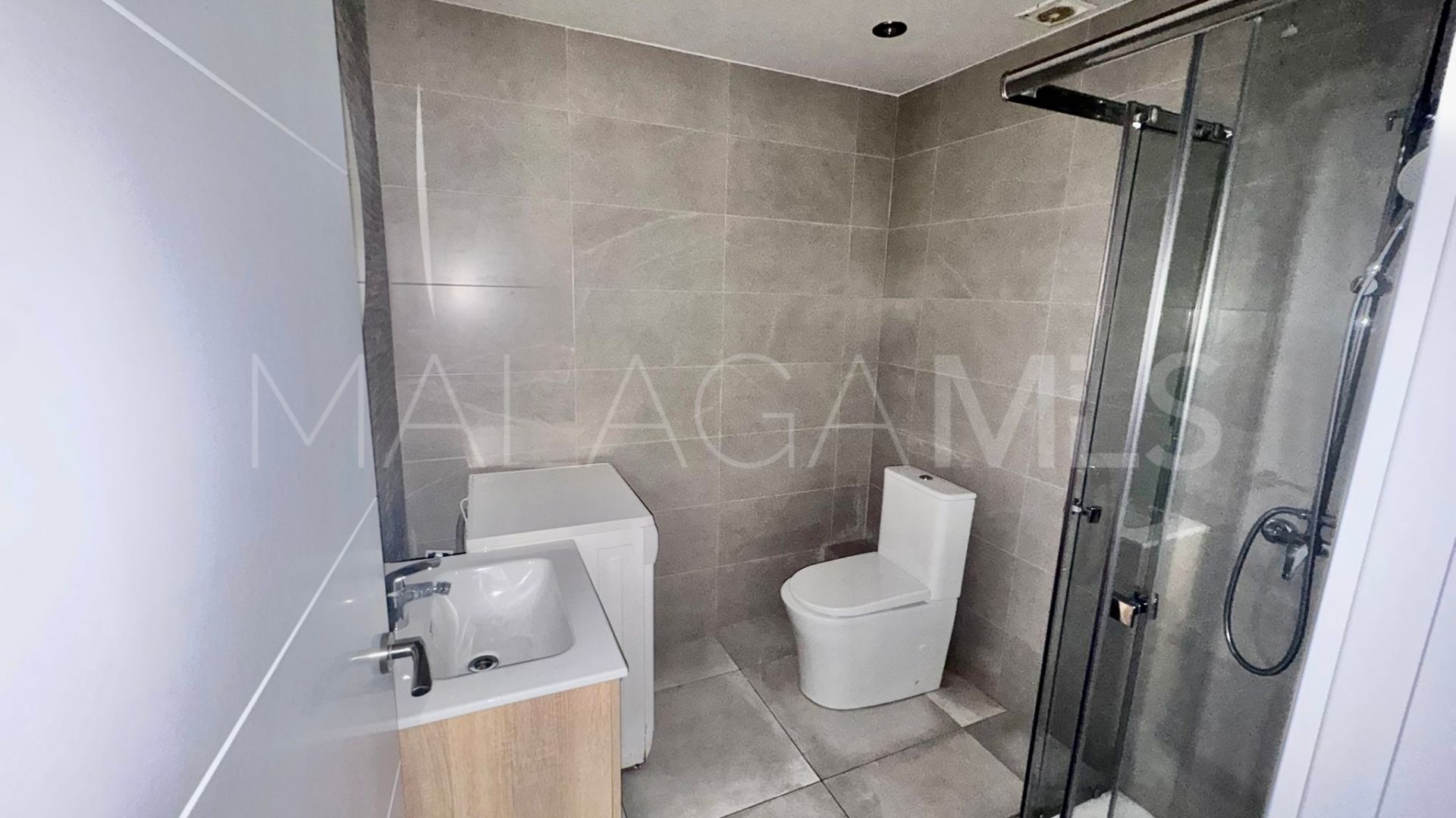 Kommersiella lokaler for sale in Nueva Andalucia