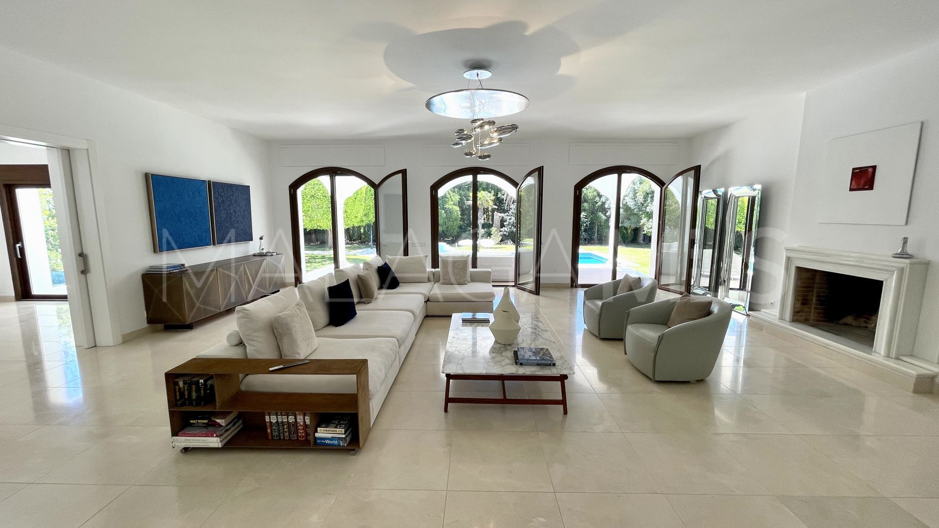 For sale Guadalmina Baja villa with 6 bedrooms
