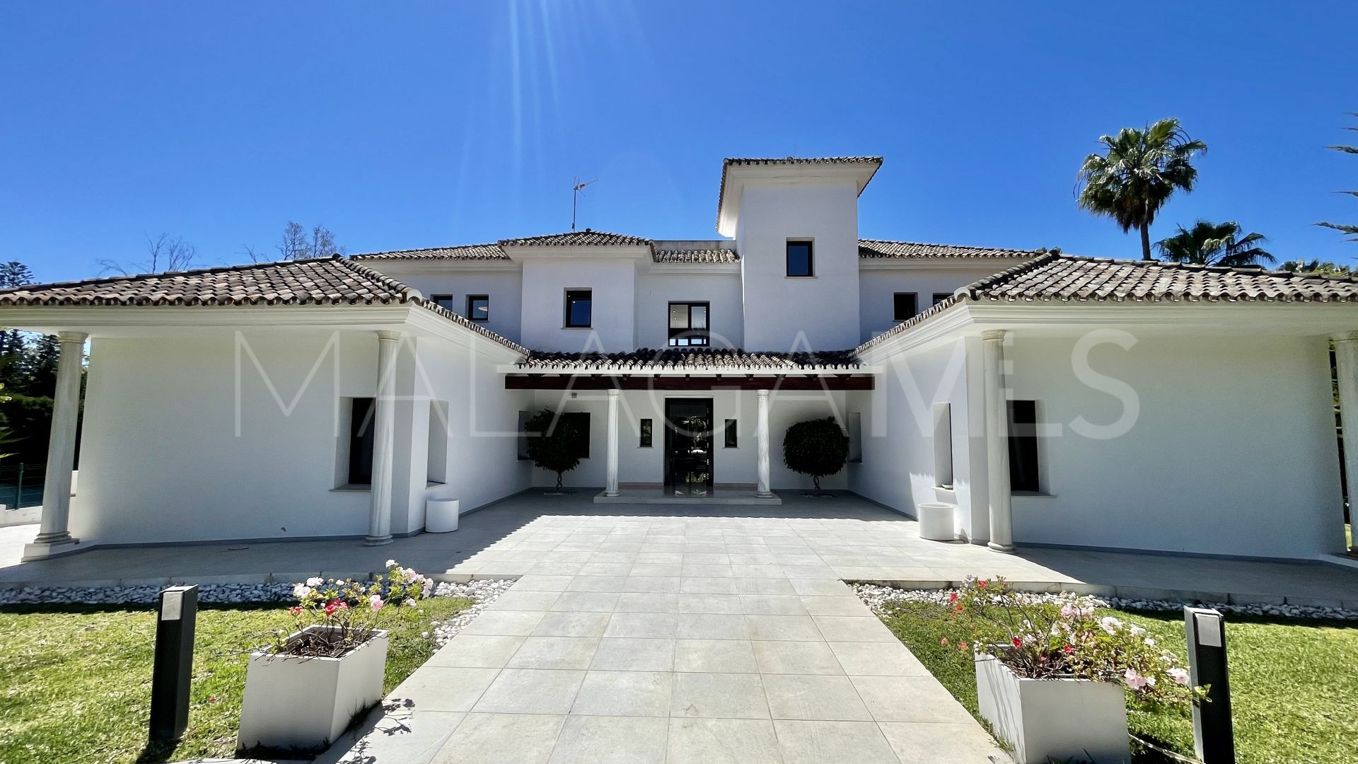 For sale Guadalmina Baja villa with 6 bedrooms