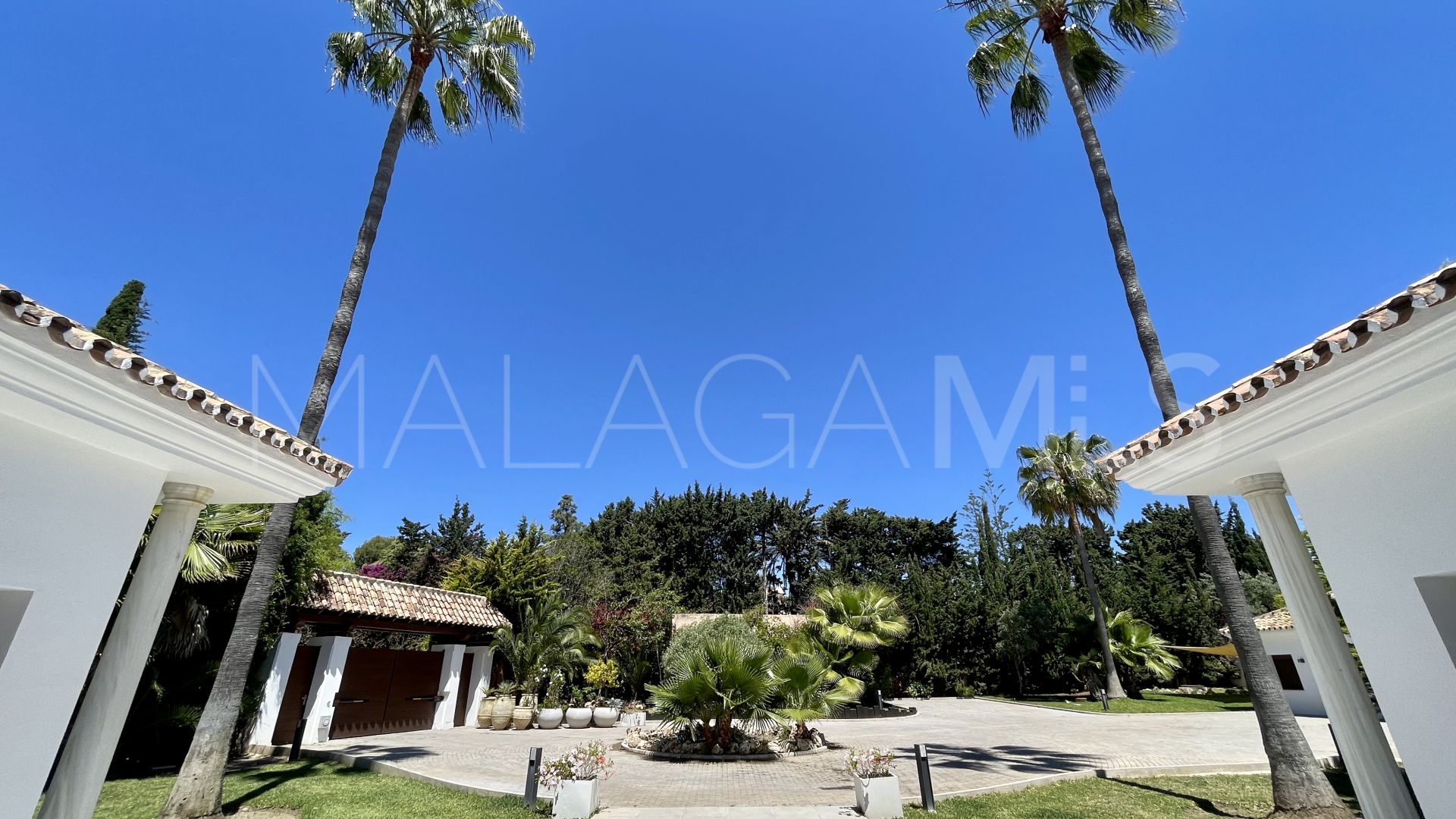 For sale Guadalmina Baja villa with 6 bedrooms