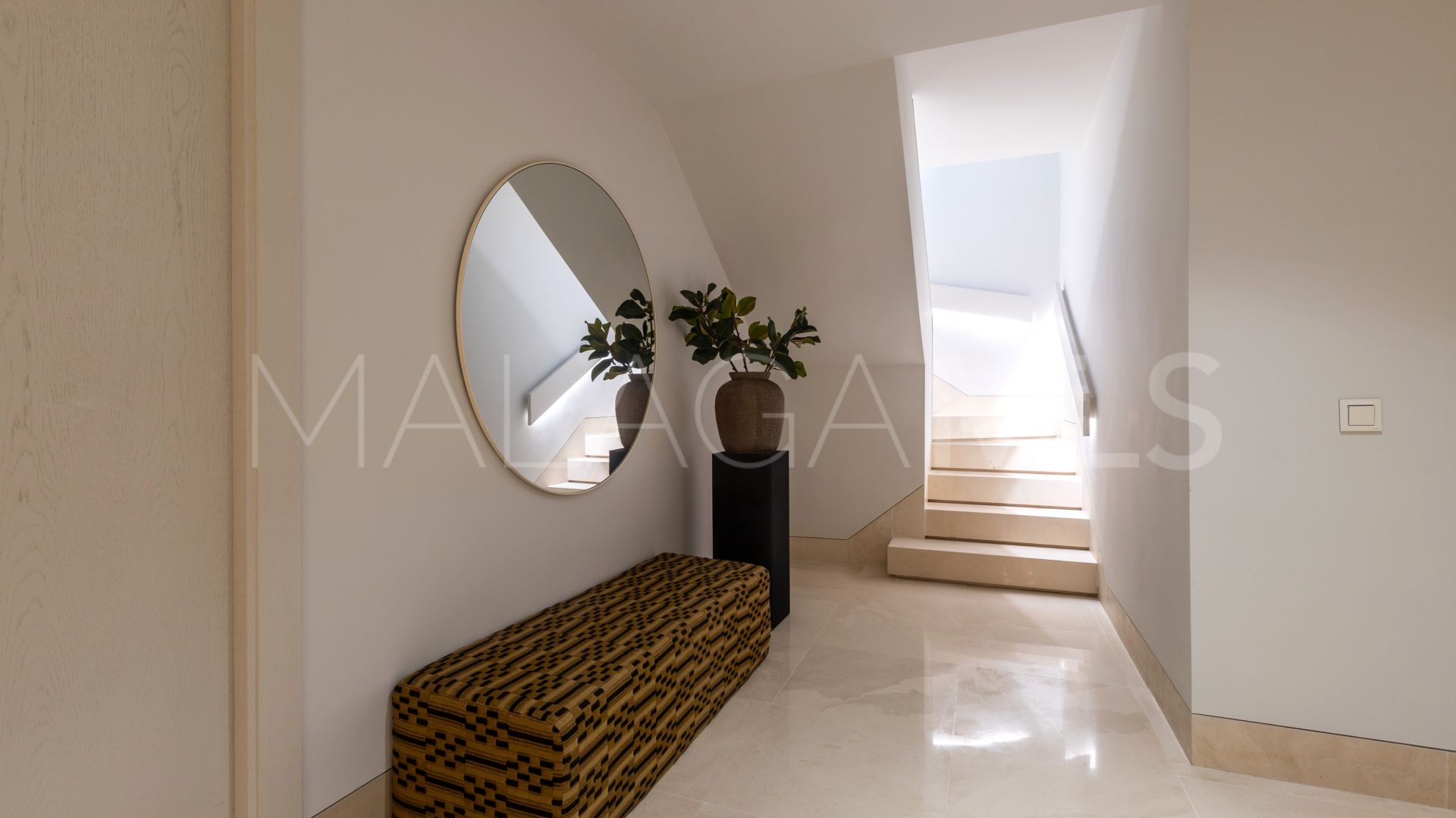 Villa for sale in Lomas del Virrey