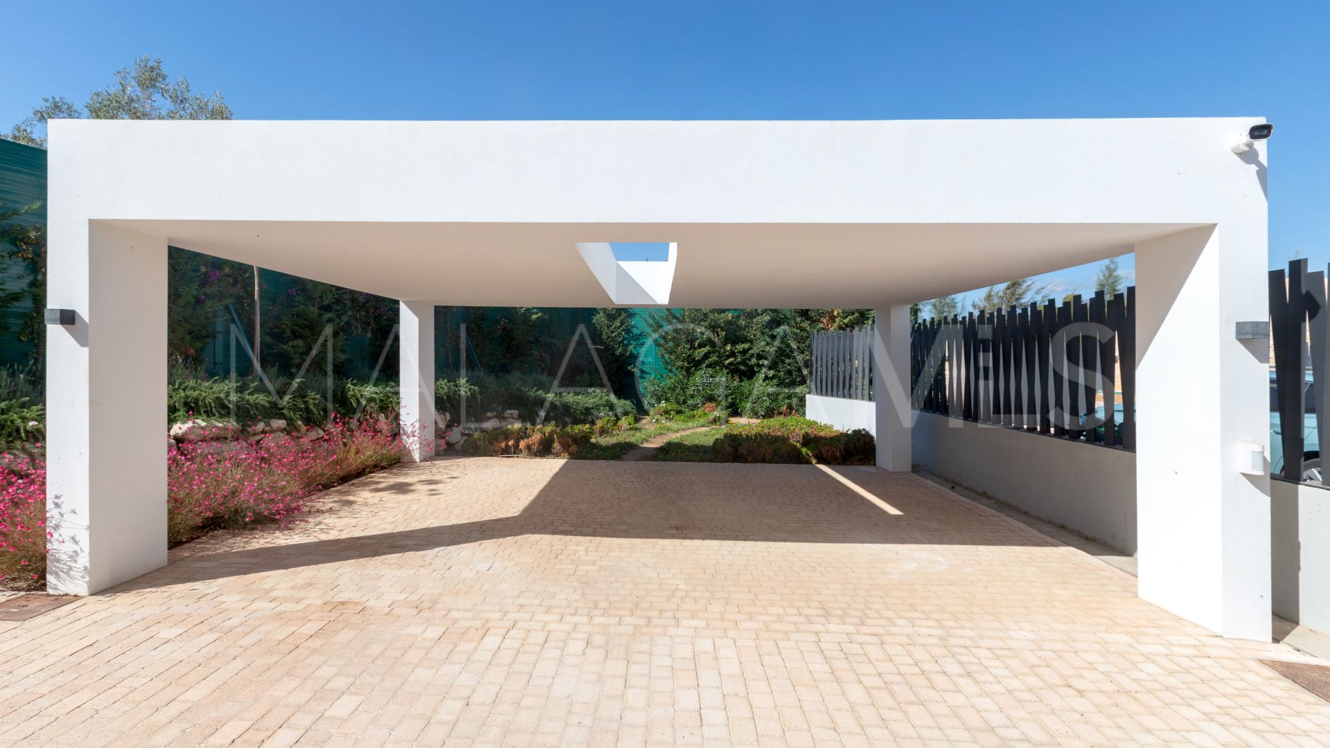 Villa for sale in Lomas del Virrey