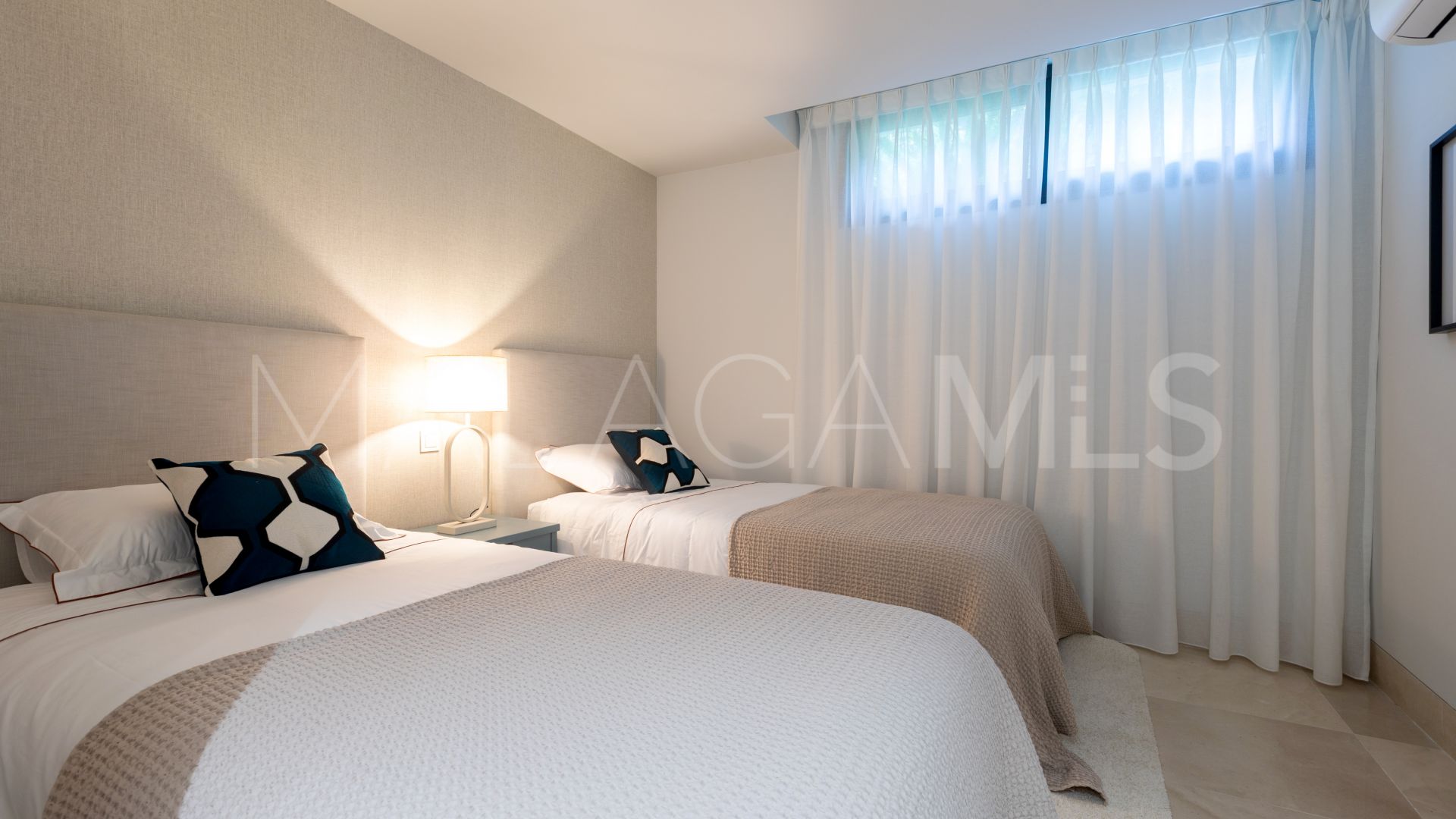 Villa for sale in Lomas del Virrey