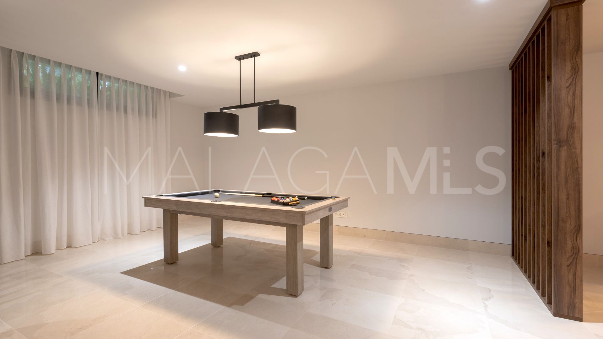 Villa for sale in Lomas del Virrey