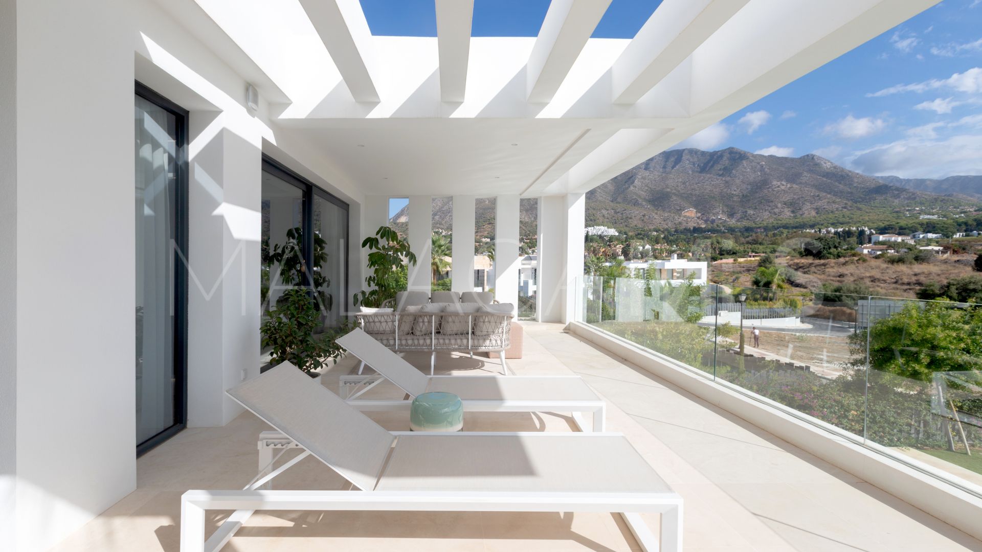 Villa for sale in Lomas del Virrey