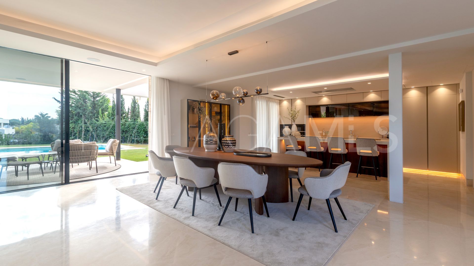 Villa for sale in Lomas del Virrey