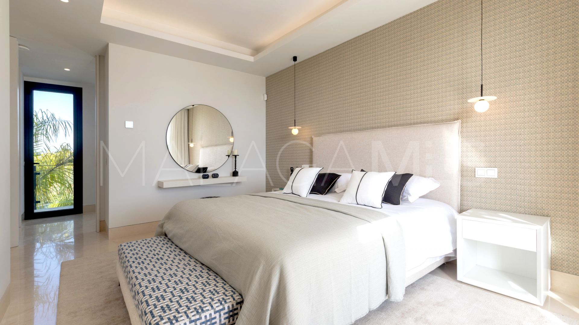 Villa for sale in Lomas del Virrey