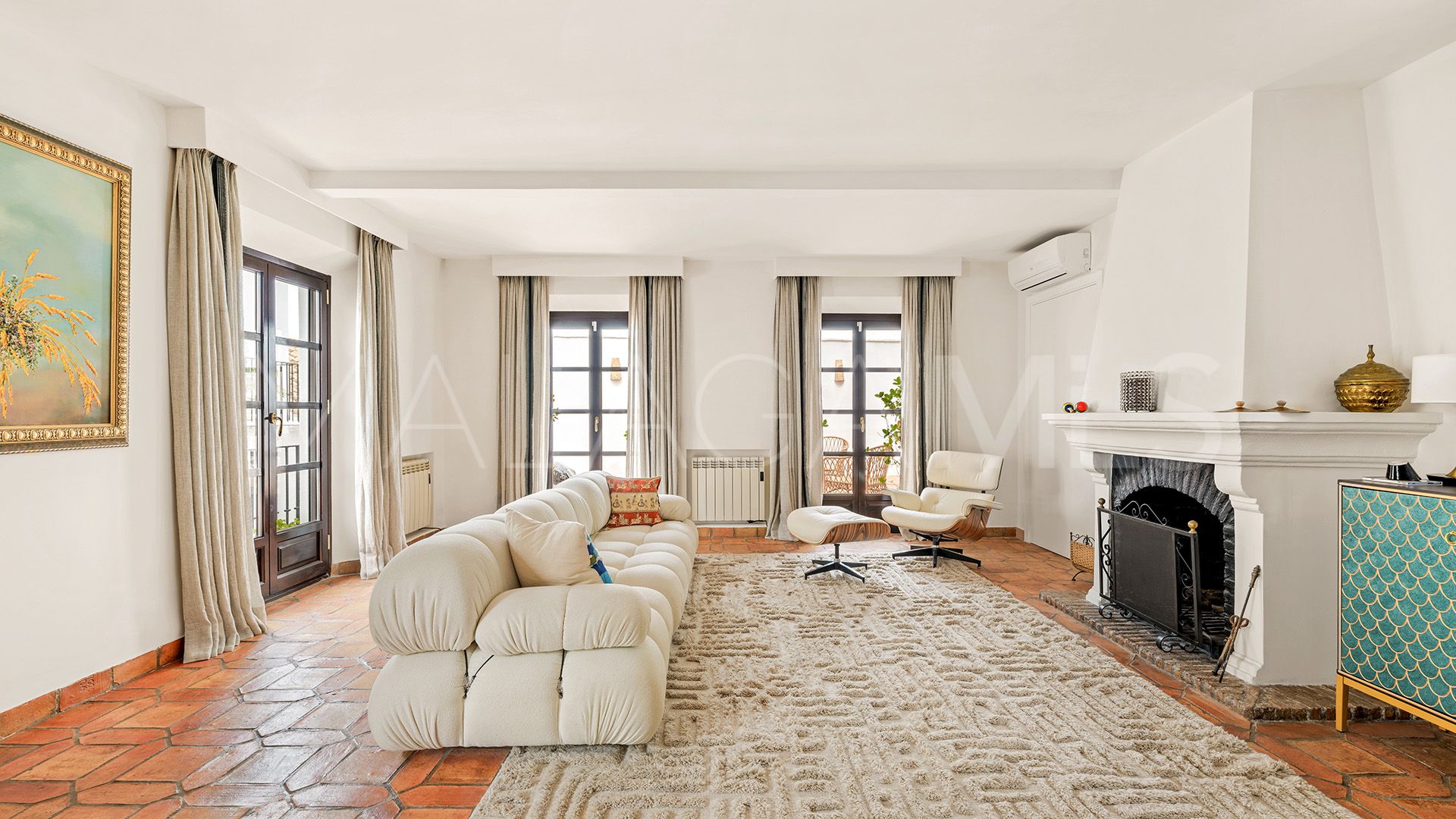 Hus i byn for sale in Las Lomas del Marbella Club