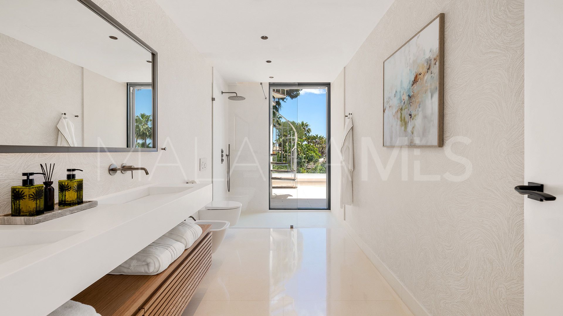Buy villa in Sierra Blanca