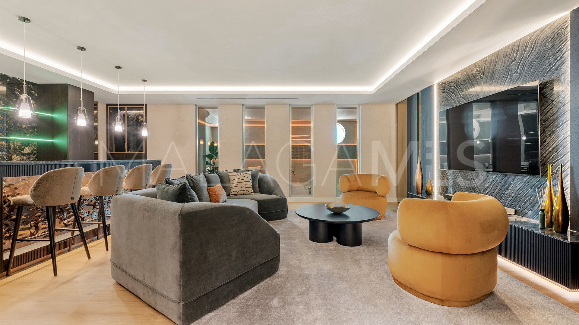 Buy villa in Sierra Blanca