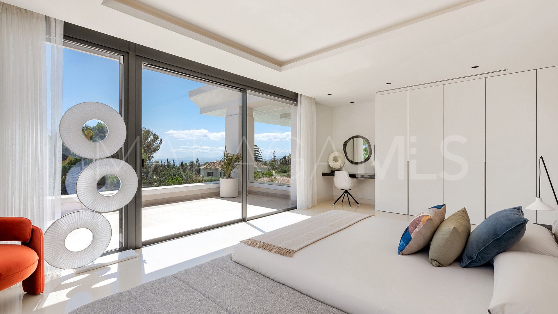 Buy villa in Sierra Blanca