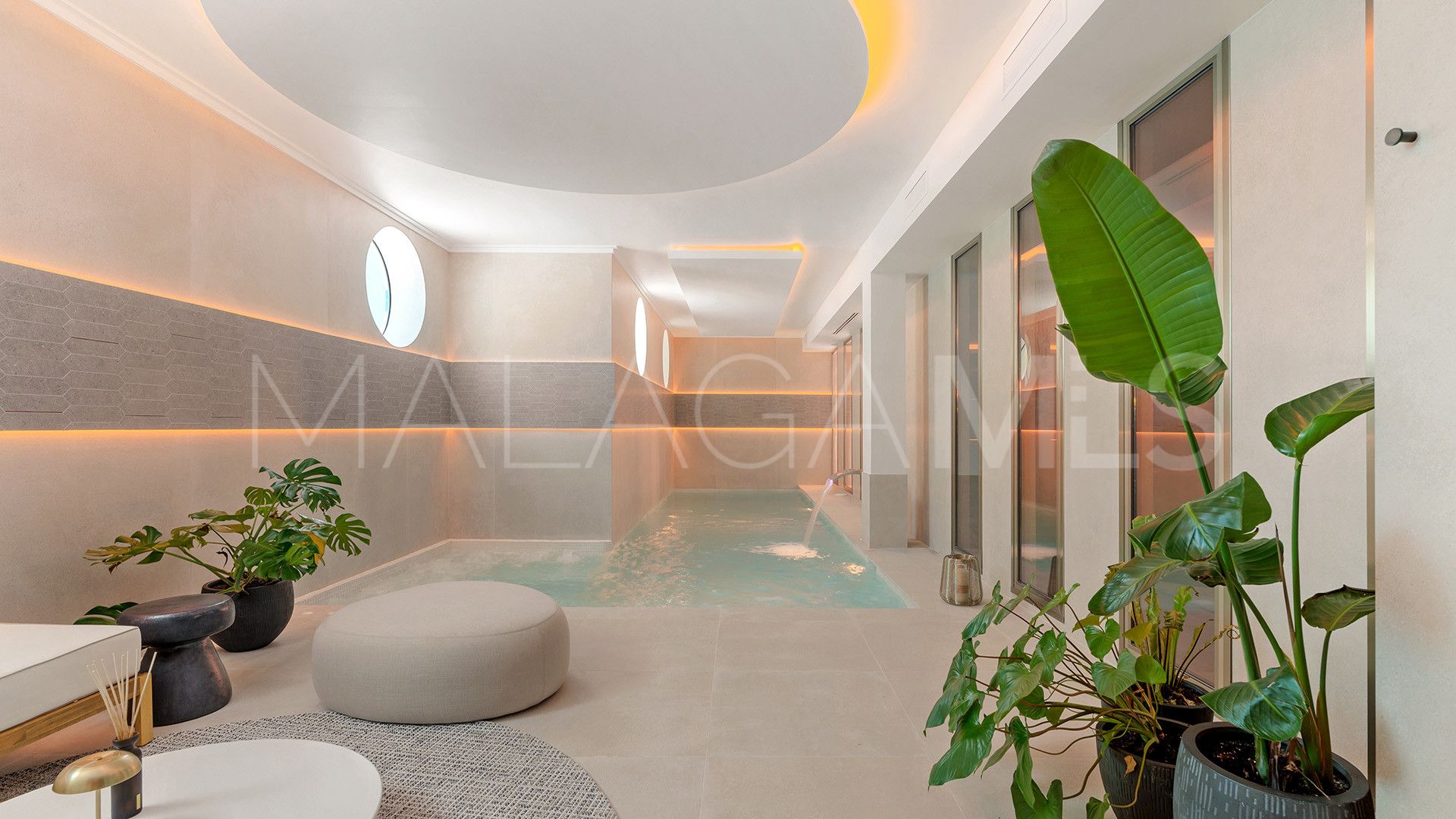Buy villa in Sierra Blanca