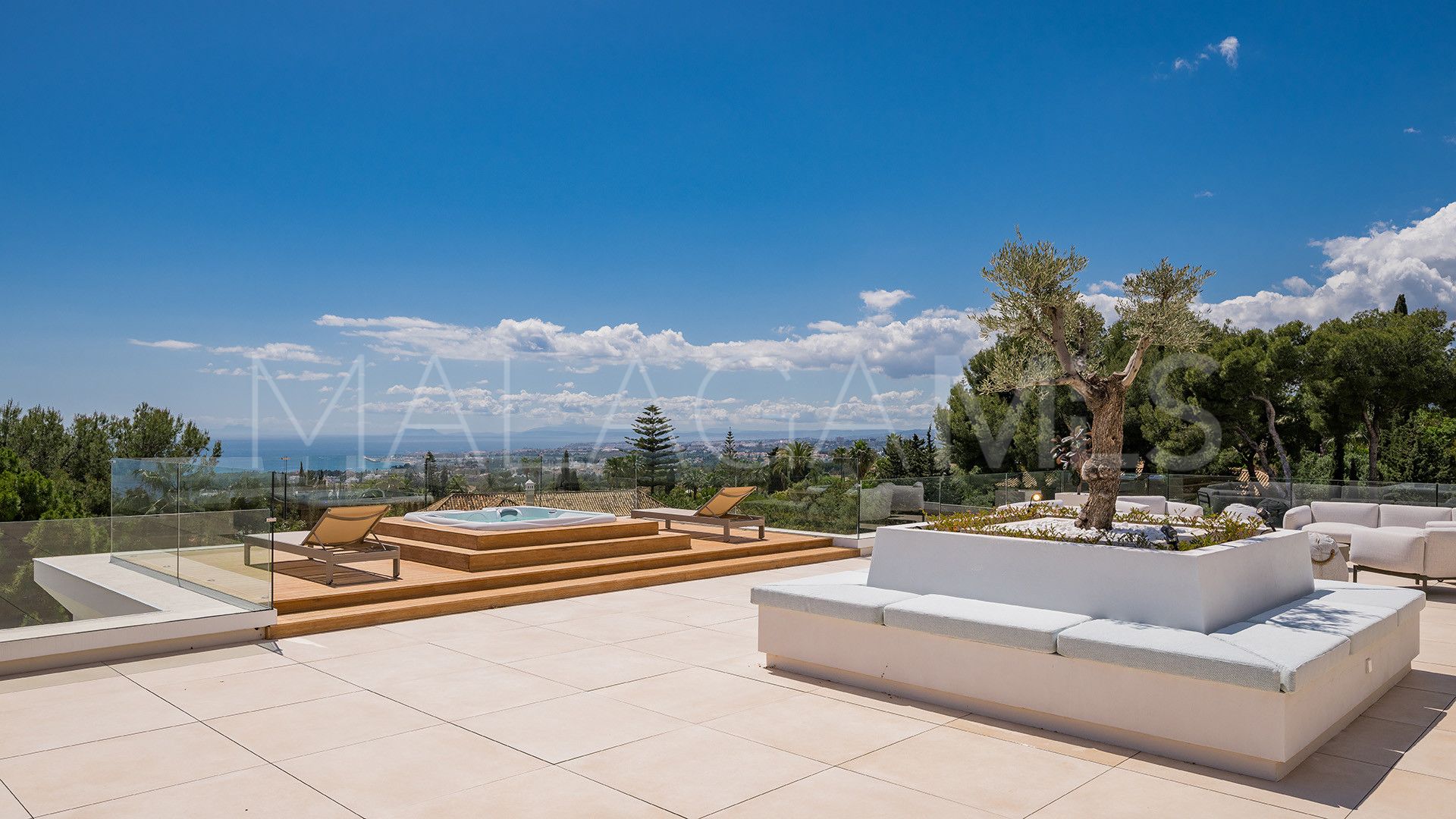 Buy villa in Sierra Blanca