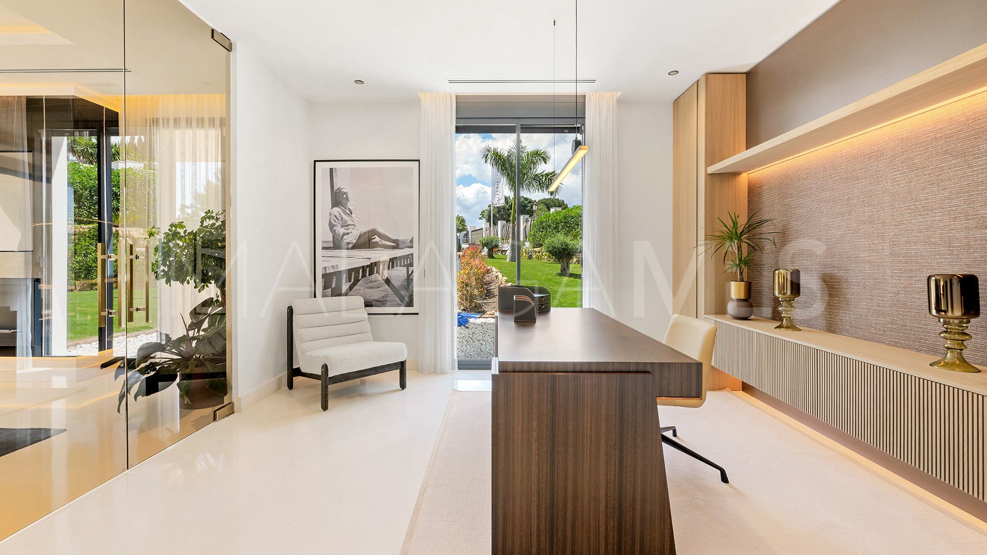 Buy villa in Sierra Blanca