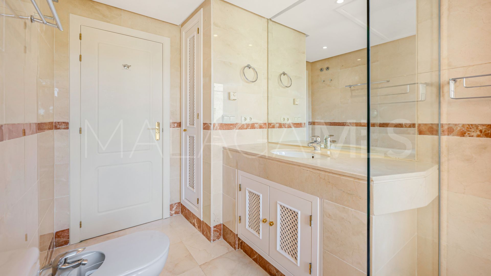 San Pedro de Alcantara 3 bedrooms apartment for sale