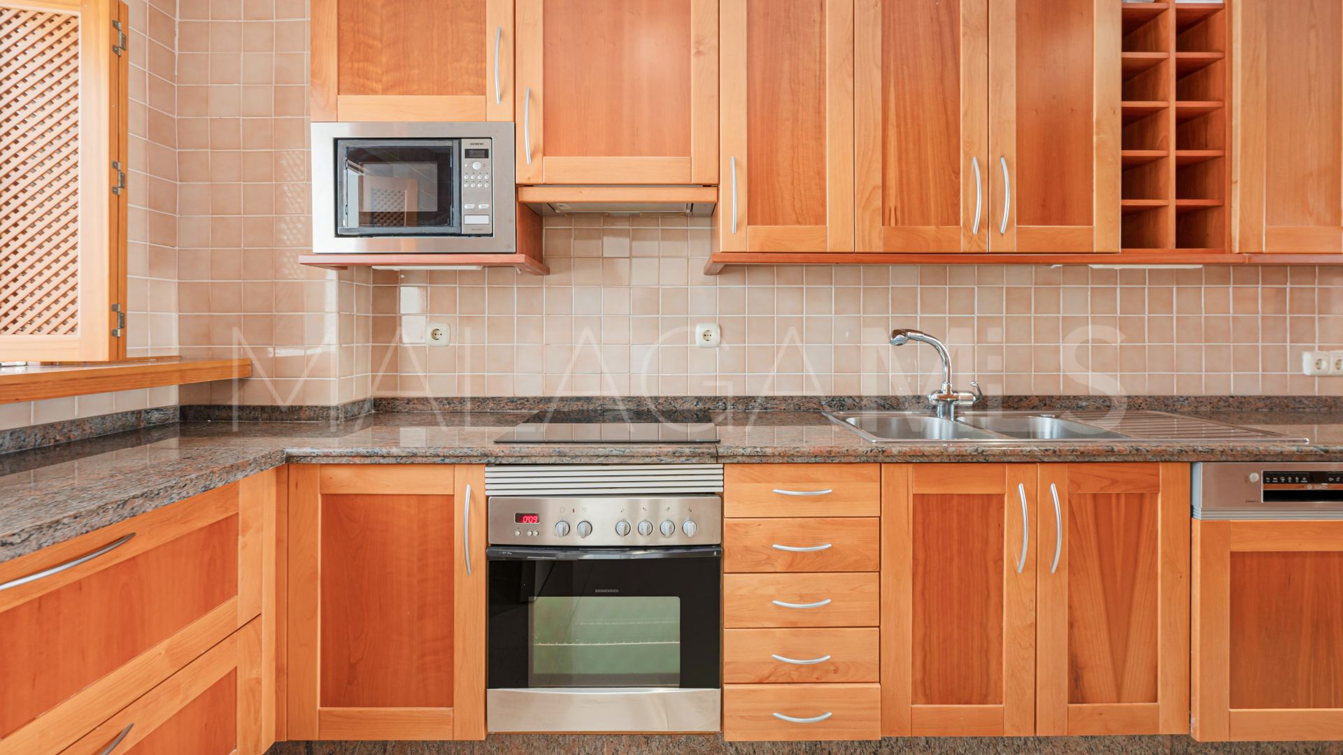 San Pedro de Alcantara 3 bedrooms apartment for sale