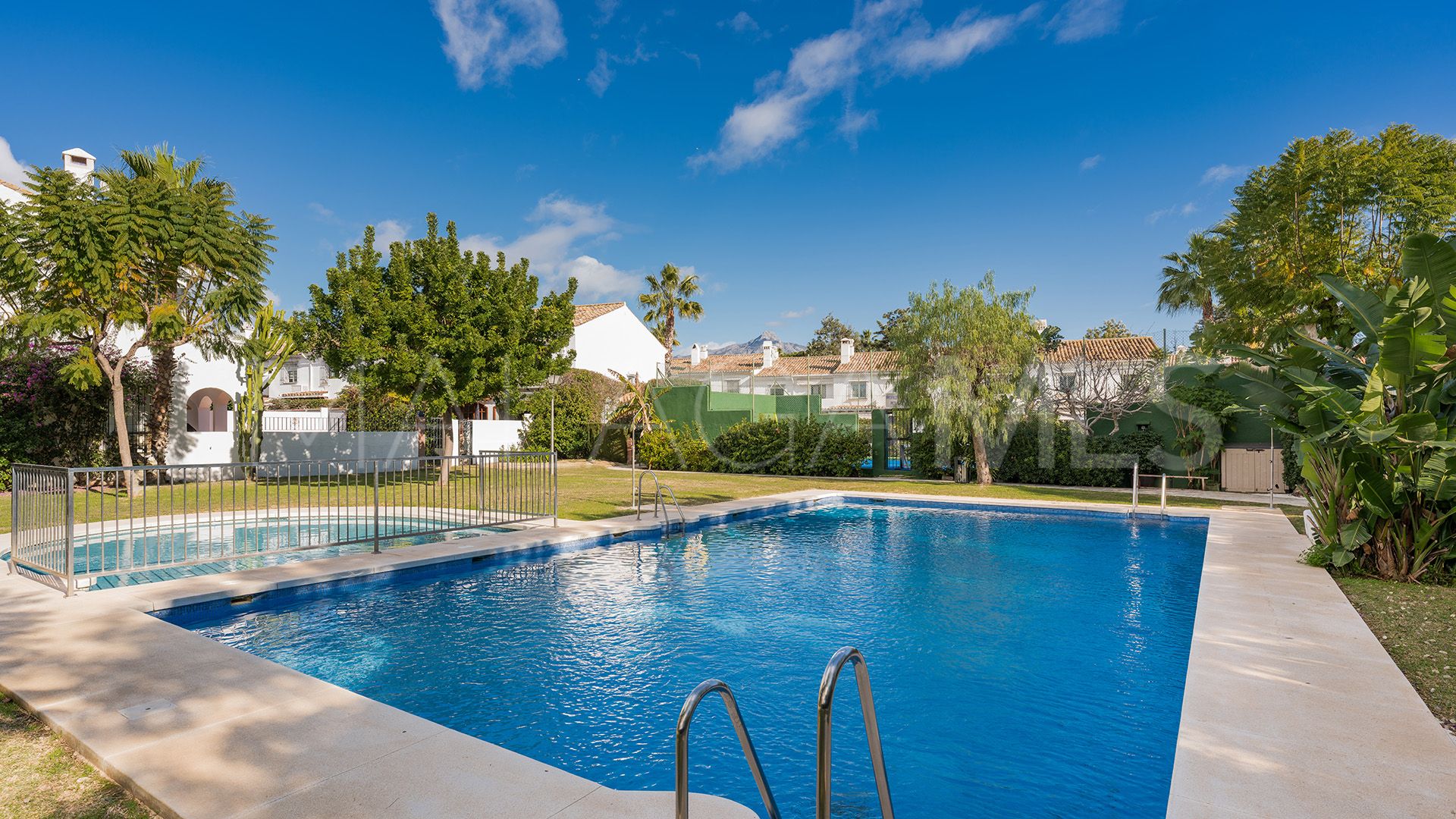 Radhus for sale in San Pedro Playa