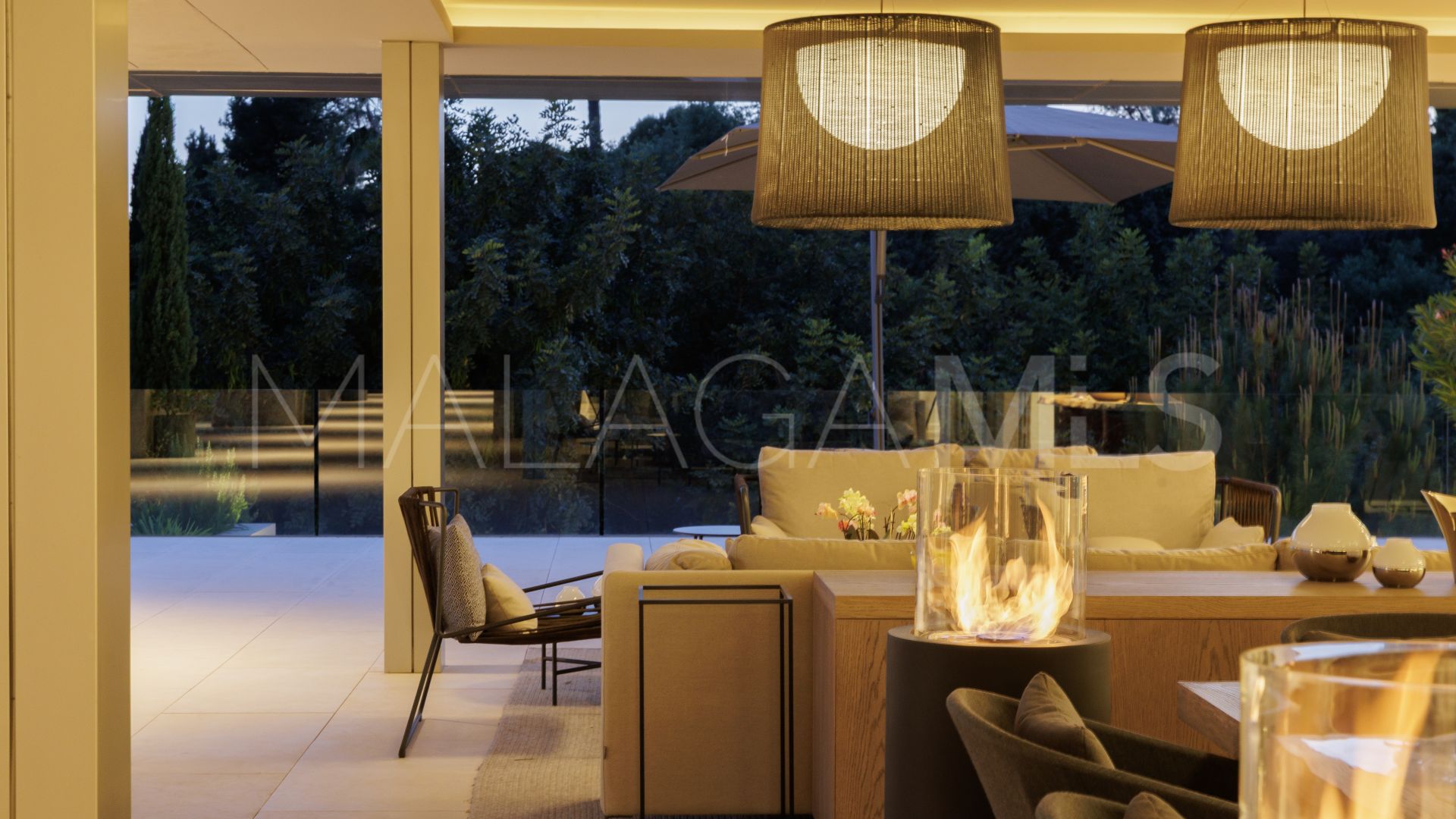 Villa for sale in Cascada de Camojan