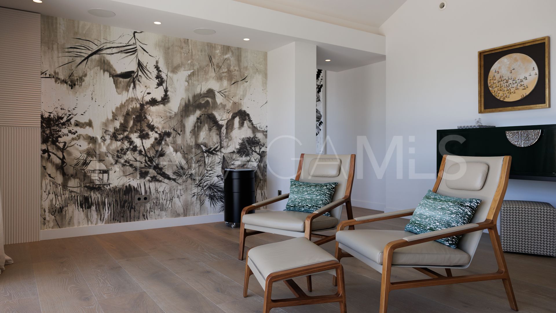 Villa for sale in Cascada de Camojan